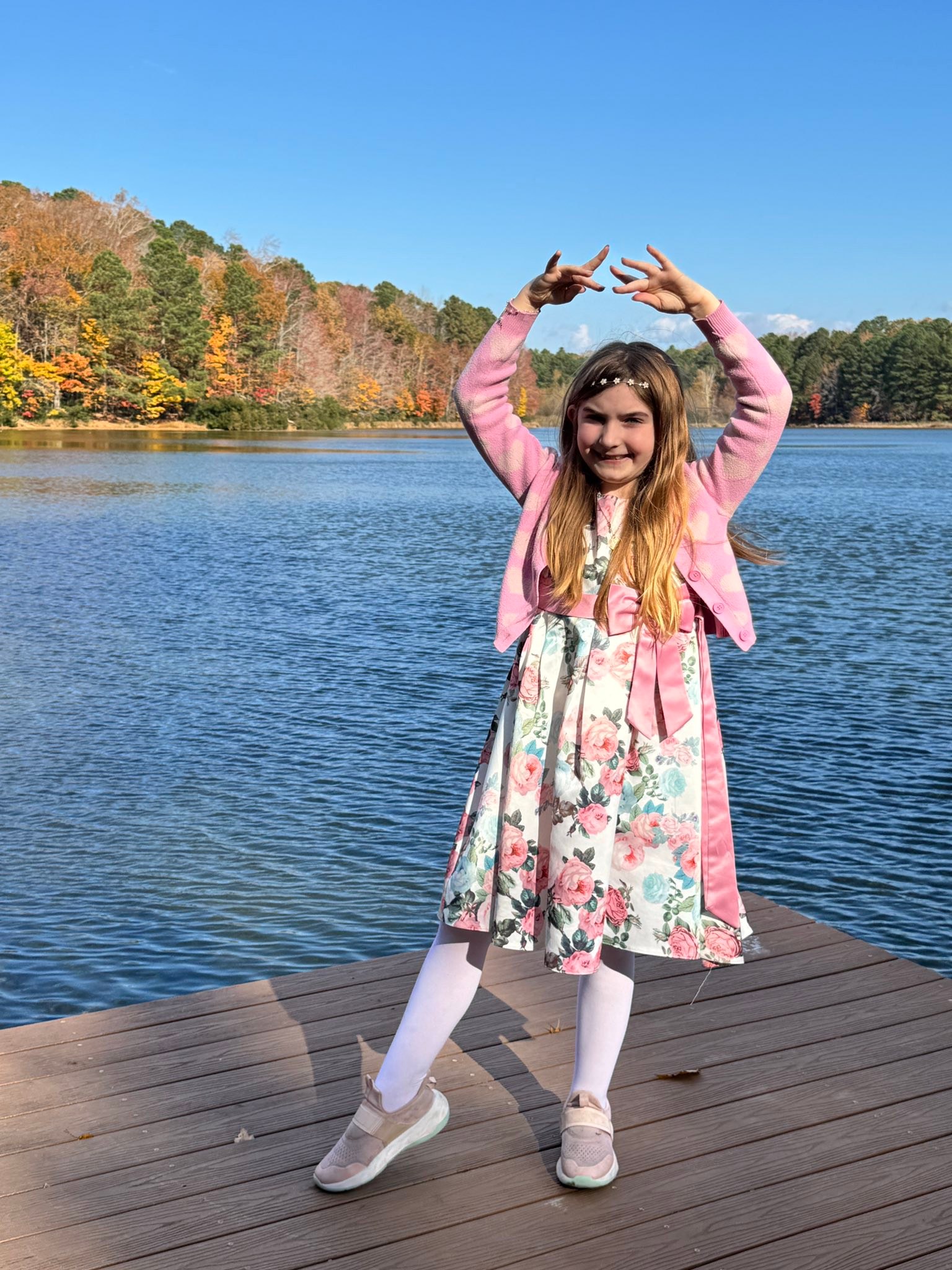 Still putting one foot in front of the other and dancing our way through this beautiful autumn season! 🧡🍁