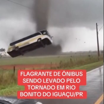 Recentemente, o vídeo de um ônibus sendo levantado por um tornado vir#fakenews Mas será que é real?
Vamos esclarecer essa história!
Confira no link: https://wix.to/kHR41c8
#tornado
#fakenews
#paraná
#ia
#viralvídeo