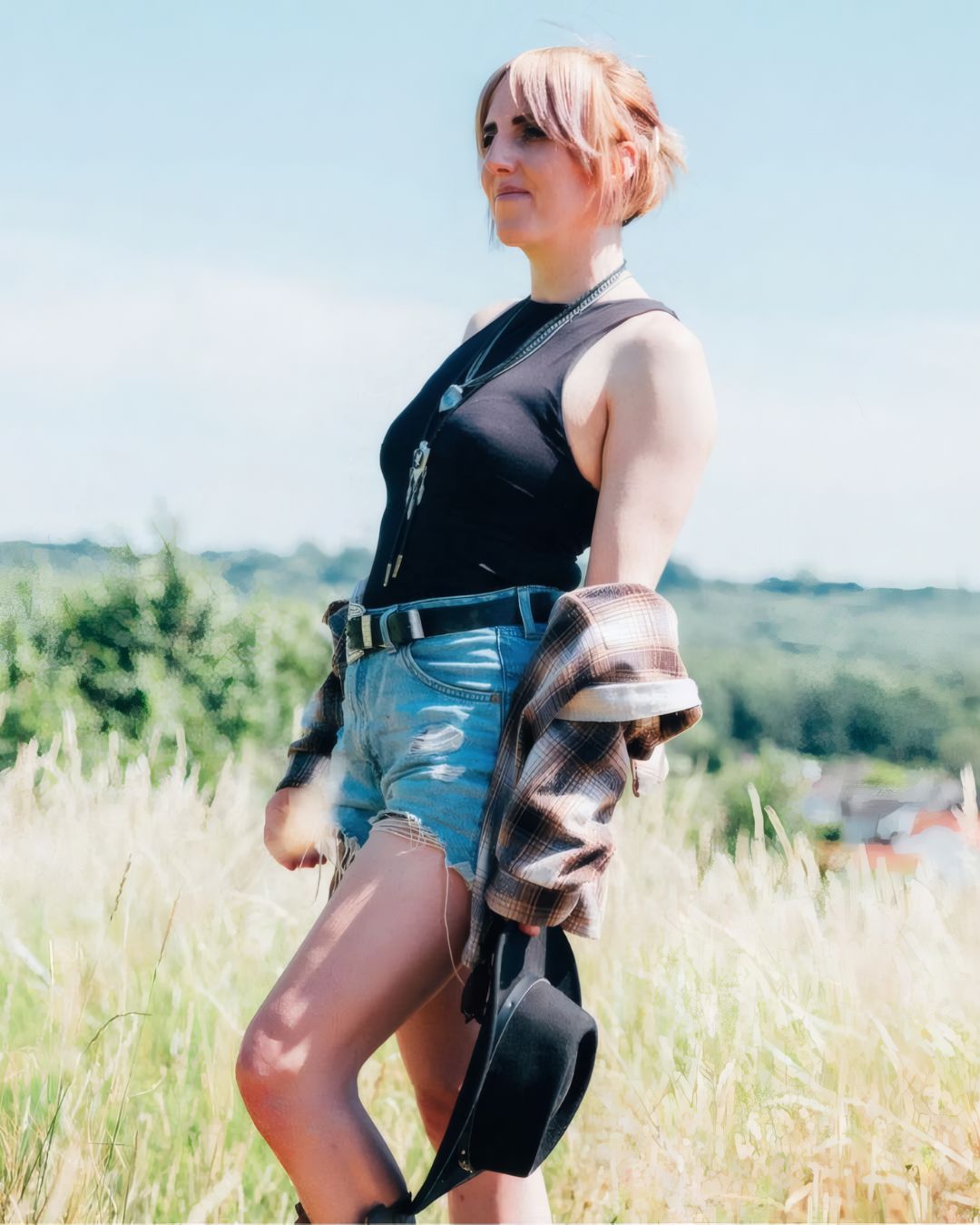 Don't forget! Tomorrow night, Kelly Sings Country is playing her set of country/pop covers - come in out of the cold, get warm, and listen to some lovely music over a refreshing drink 🍻
🗓️ Saturday 22nd November
⌚ 8PM
📍 The Village Inn, Sedbury
#saturday #SupportLocal #sedburylivemusic #sedburyevents #saturdaynights #sedbury #livemusicvenue #saturdaynight #supportlivemusic