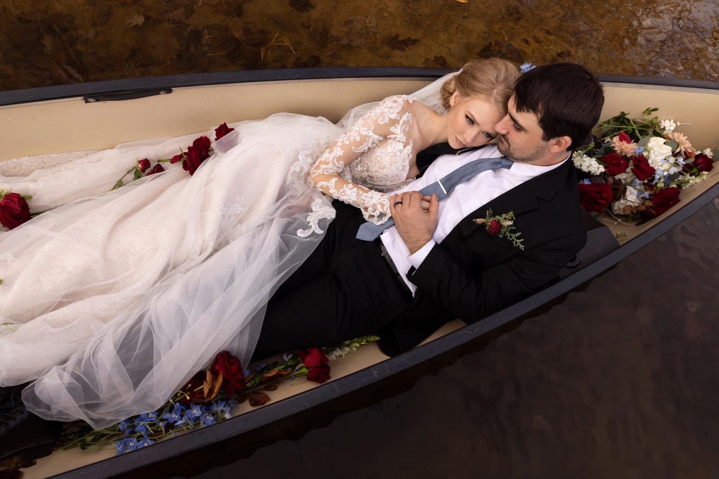 Beautiful moments donāt happen by accidentātheyāre created with intention, ease, and thoughtful design.
Hereās to the quiet, romantic pause in the middle of the celebration. š¤āØ
šø sharoncoker
#fullserviceweddingplanning #weddingdaymagic #stressfreewedding #typeabride #destinationweddingplanner #weddingcoordination #weddingdaymanagement #weddingchecklist #designledwedding