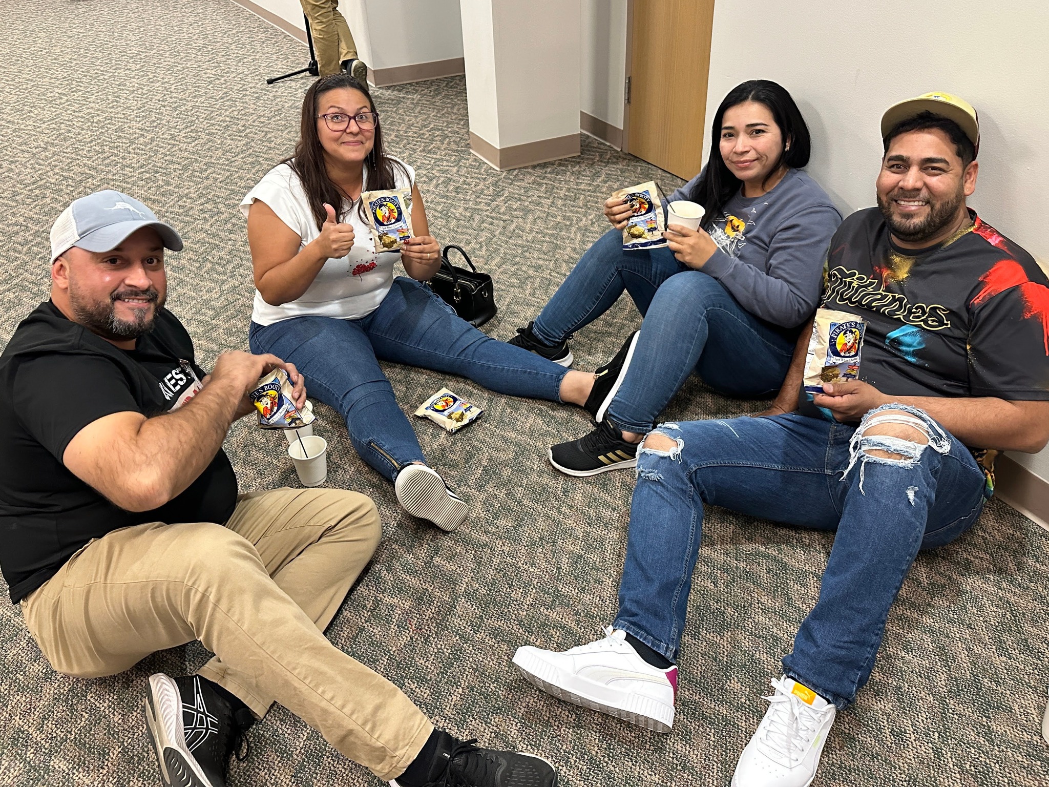 International Coffee is one of our favorite traditions! During ESL classes, adults take a well-deserved break to share coffee and connect with other students from around the world. These moments of community remind us that relationships are at the heart of everything we do.
Want to be part of the hospitality that makes this possible? Volunteer to prepare and serve coffee and snacks to adult ESL students during class breaks. Flexible commitment, adults only. Sign up today and join us in #servingourneighbors! Link in bio.