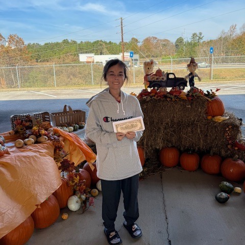 Congrats to Haley Dunagan, the latest Market Moolah winner at the Hall County Farmers Market! The market is Saturdays (through the end of November) 10am-2pm. The market is located at the Market Pavilions at 734 E. Crescent Drive in Gainesville. Hope to see you there!