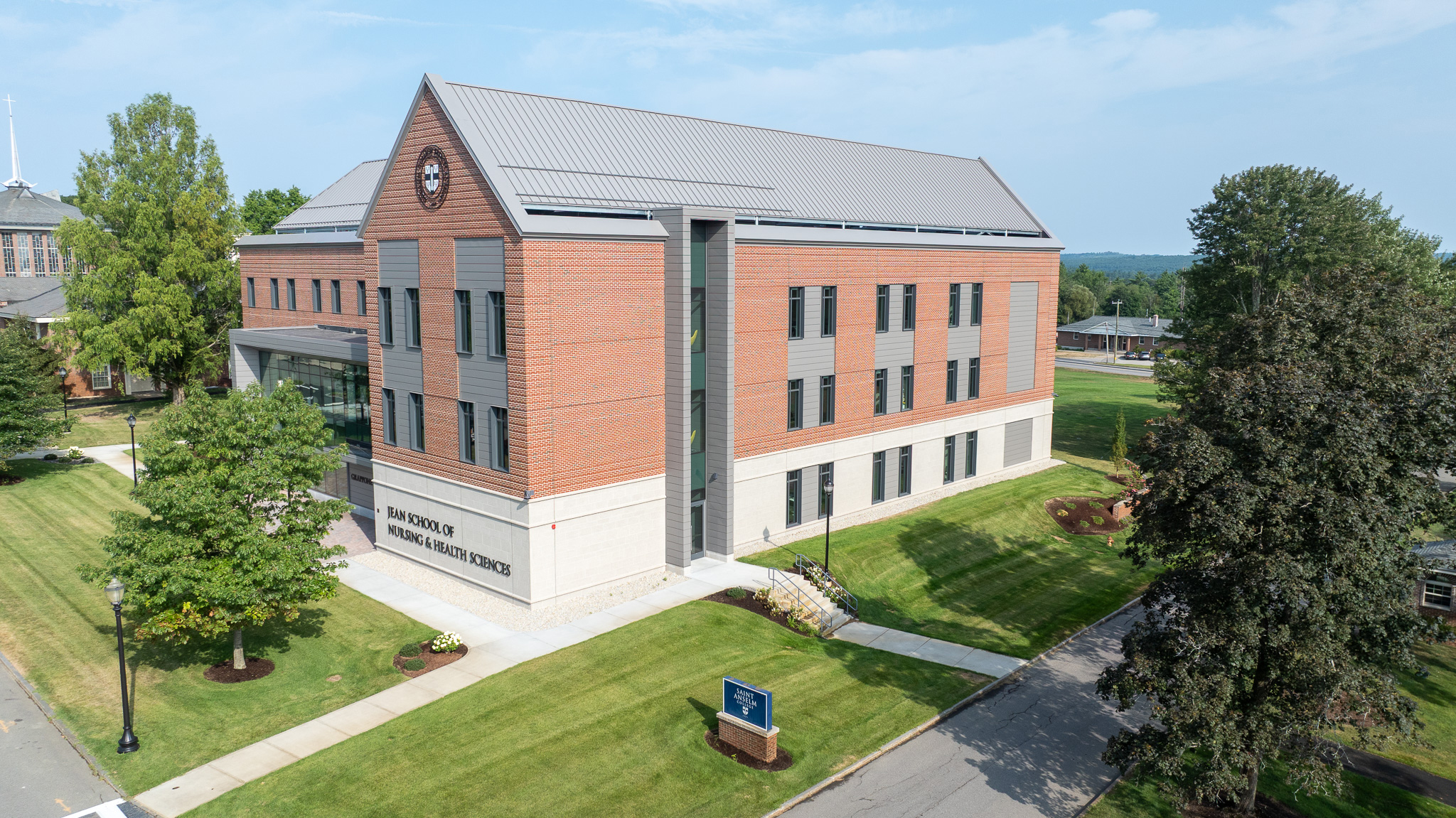 The new Grappone Hall — home to @saintanselm College Jean School of Nursing & Health Sciences — is a standout on campus, blending modern design with state-of-the-art learning environments. 🩺
@nhbizreview's feature highlights how this beautiful building will elevate the student experience for future nurses and caregivers. @metrowalls is grateful to have played a part in bringing this space to life.
➡️ Read more: https://www.nhbr.com/from-the-ground-up-saint-anselm-college-grappone-hall/
#ProjectSpotlight #NursingEducation #FutureNurses #NursesRock #ConstructionIndustry #MetroWalls