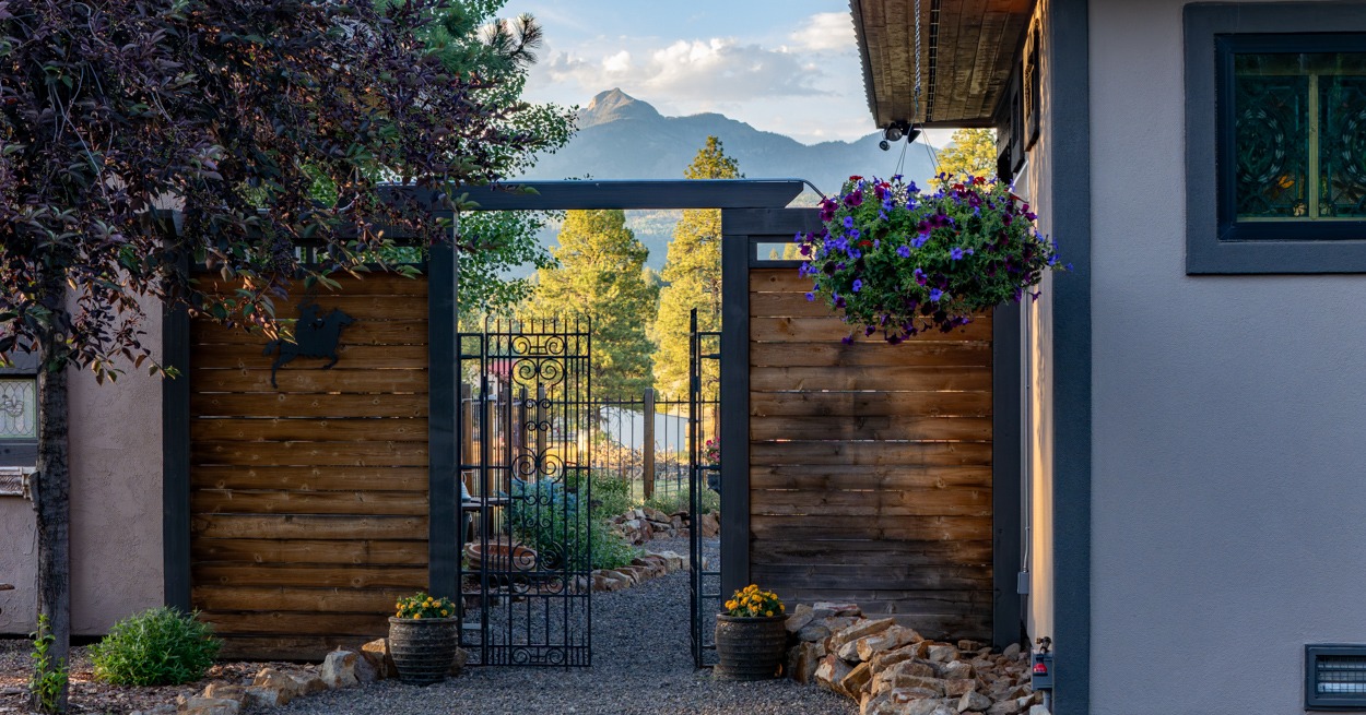 Enjoyed a stunning view while on location for this real estate photography session.
.
.
#aerial #pagosasprings #colorado #djiair #land #marketing #mountainviews #coloradoviews #coloradovibes #coloradophotographer
