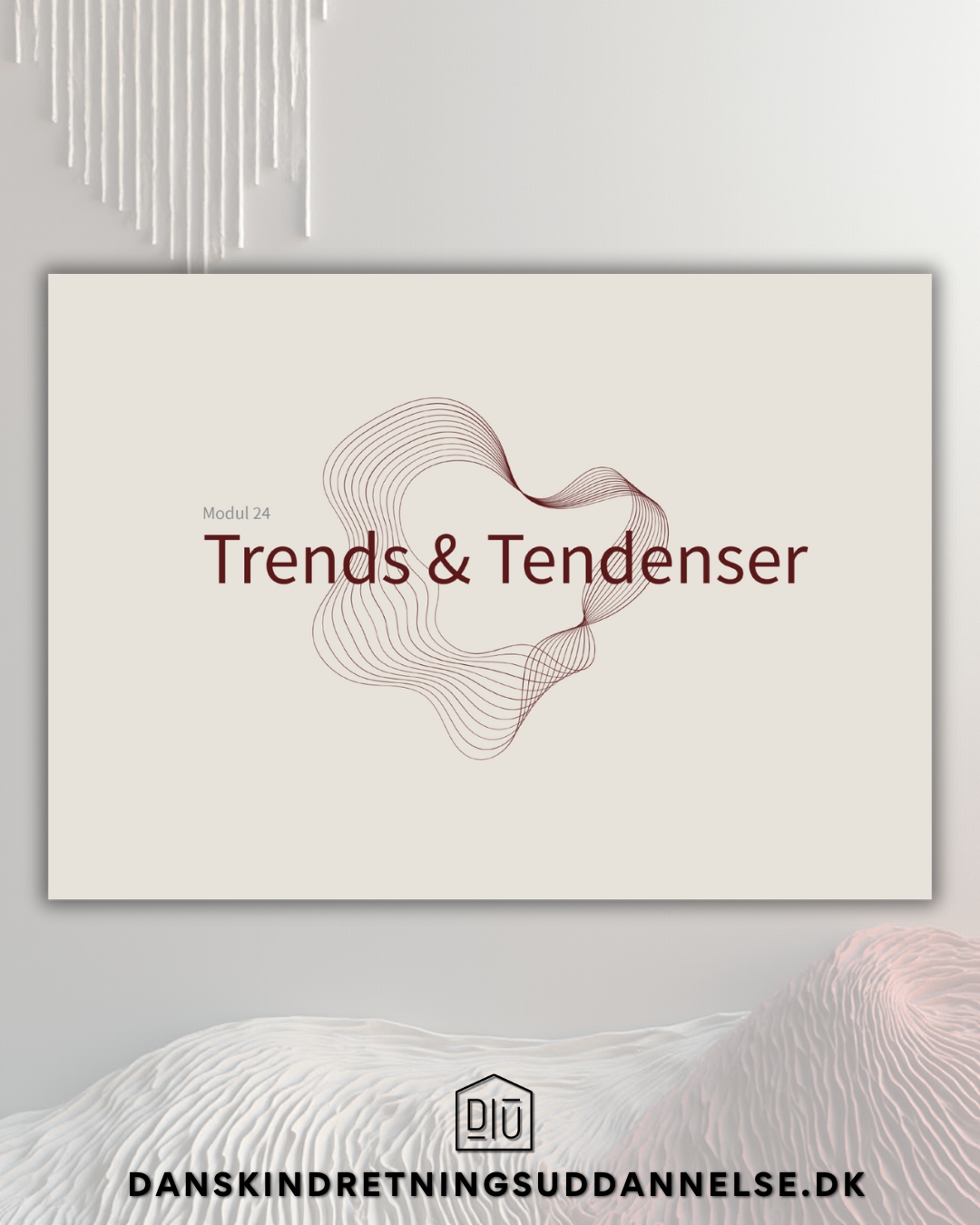 2025 lakker mod enden ✨
Her ser du et bud på trendfarverne for 2025 – de nuancer, der især har domineret både indretning og mode i år.
👉 Hvilken farveskala har tiltrukket dig mest?
👉 Og hvilke farver tror du vil trende i 2026?
(Giv gerne dit bud i kommentarfeltet 💬)
2026 peger mod ro, natur og dybde. Vi tror især, vi kommer til at se:
✔ Deep Coral – varm, energisk og alligevel naturlig
✔ Dusty Olive – en afdæmpet grøn, der spiller perfekt med træsorter
✔ Misty Blue – en kølig, blød blå til minimalistiske universer
✔ Cocoa Brown – de varme brune toner fortsætter, men i en mere luksuriøs retning
✔ Cloud White – den cremede, “støvede” hvide fortsætter sin stærke position