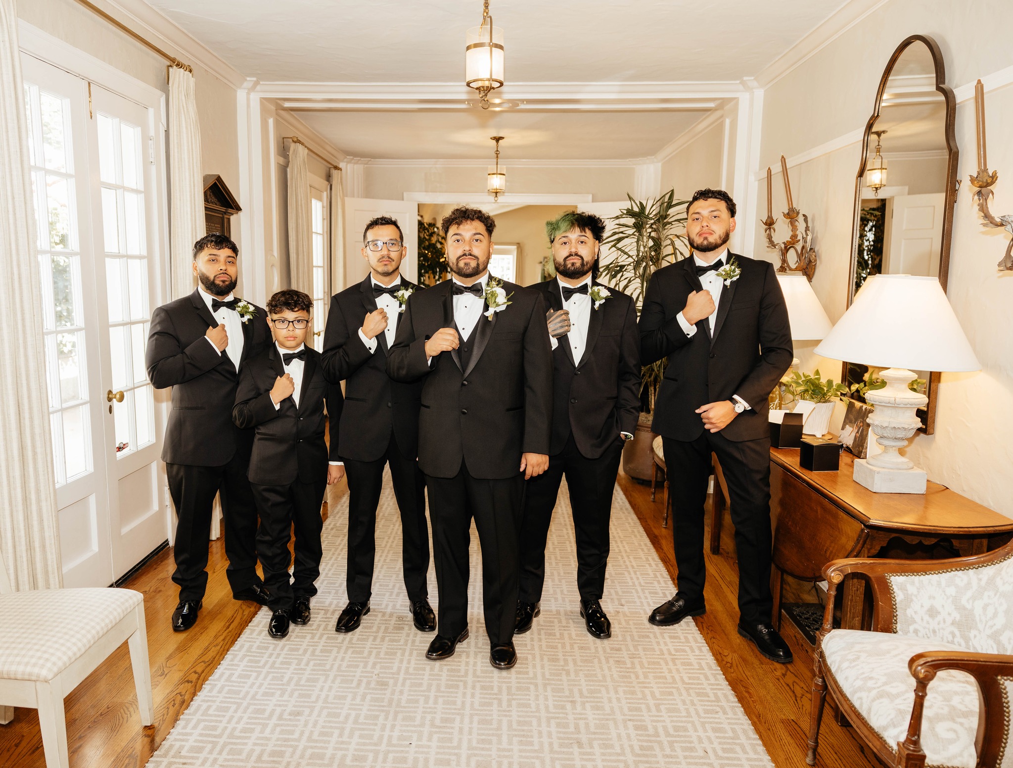 We’re loving this shot of the groomsmen in our Entry Hallway. We’re always spotlighting the bride and the couple, so today we had to give the guys a little love too!
Photographer: @wonderstudiophotography
Planner: @aspenevents
Bar: @copabarservice
DJ: @djazuquita
Caterer: @vistalindamexicanrestaurant
Caterer: @rockwellicecream
Chair Rentals: @diamondeventandtent
#utahweddingvenue #slcweddingvenue #utahvenue #slcvenue #utahwedding #slcwedding