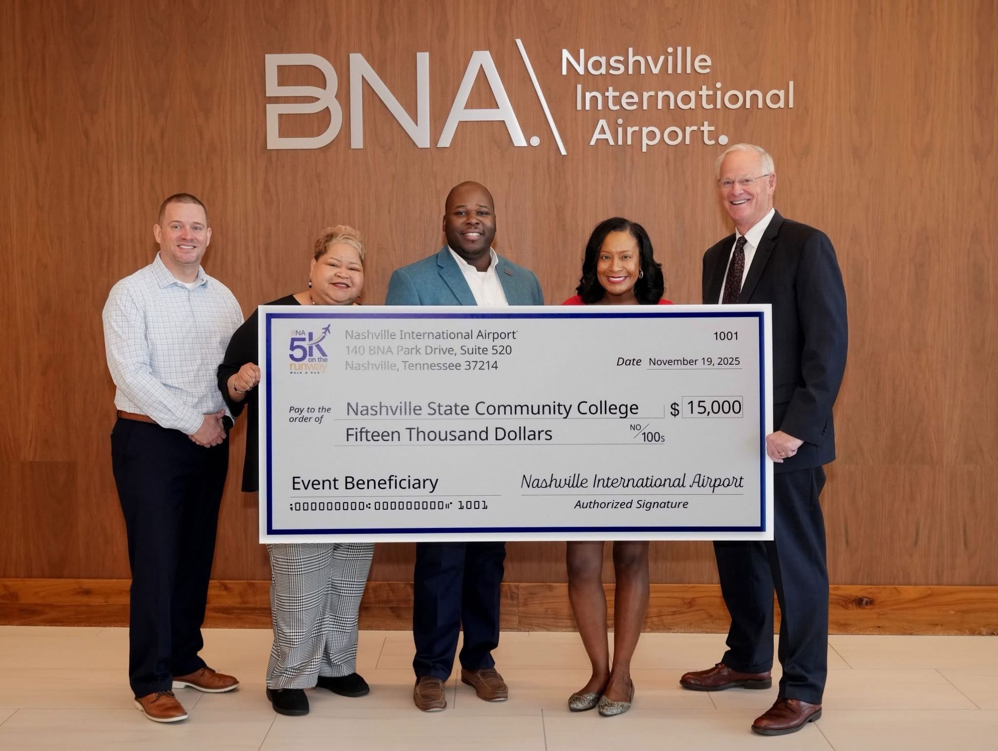 Even though severe weather canceled this yearās BNA 5K on the Runway, @flynashville continued its commitment to community by supporting the Nashville State Community College Foundation with a $15,000 donation. We are so grateful for their continued support!
More at the link in our bio!
#NashvilleState #NSCCFoundation