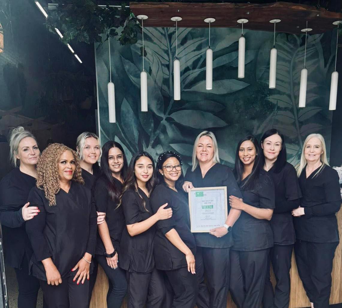 WINNERS of the BEST SPA IN THE MIDLANDS 2025 😍🏆
Thank you to all that voted and all our amazing Vine family - you ladies are the best 🌿
#haircare #thevinespa #spoil #thevinesalon #thevinepmb #salonday #laserhairremoval #skincare #thevineaestheticandlaserspa #youdeserveaspoil #spaday #spoilyourself