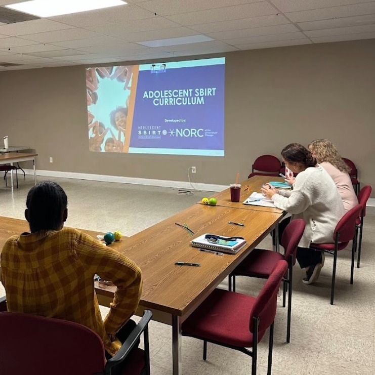 WCTC staff spent Tuesday morning with our friends at @waterburyyouthservices providing ASBIRT training where we discussed different substance use and mental health screeners, and how to have important conversations with young people!
On our way out we even saw a familiar face! @gizmosfrens 🐾