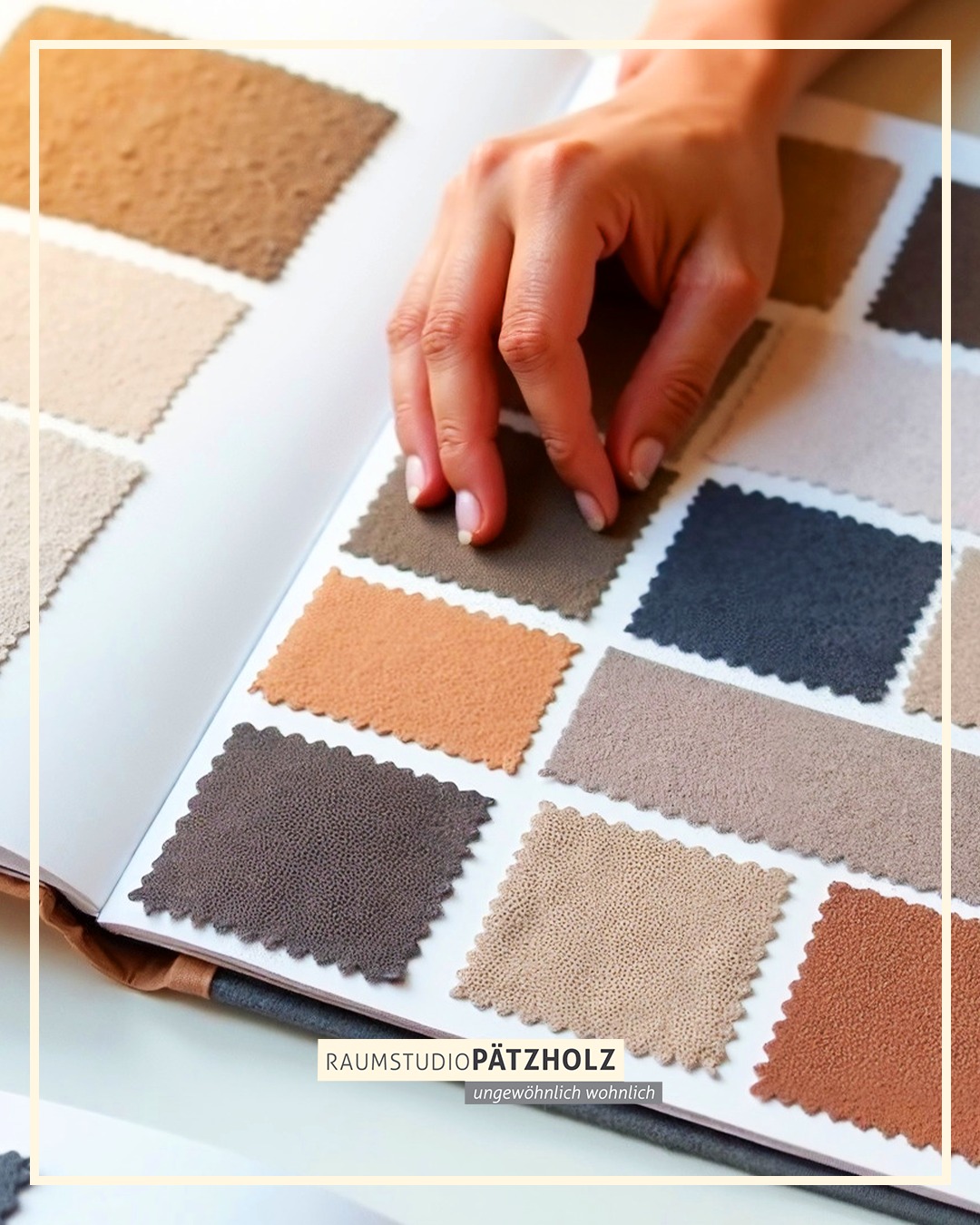 Was gibt es besseres, als die kühleren Tage auf dem eigenen gemütlichen Teppichboden zu genießen? 🏠
Ungewöhnlich wohnlich:
www.raumstudio.com
____
#raumstudio #raumplanung #raumplaner #raumstudiopätzholz #pätzholz #rielasingen #bodensee #wohnausstellung #wohnen #wohnideen #einrichtungsidee #dekoration #gardinen #bodenbeläge #parkettboden #parkett #weitzerparkett #holzboden #interiordesign #teppichboden #sonnenschutz #rollos #jalousien #showroom #naturboden #plissees #wohntraum @raumstudio_paetzholz 🏠✨