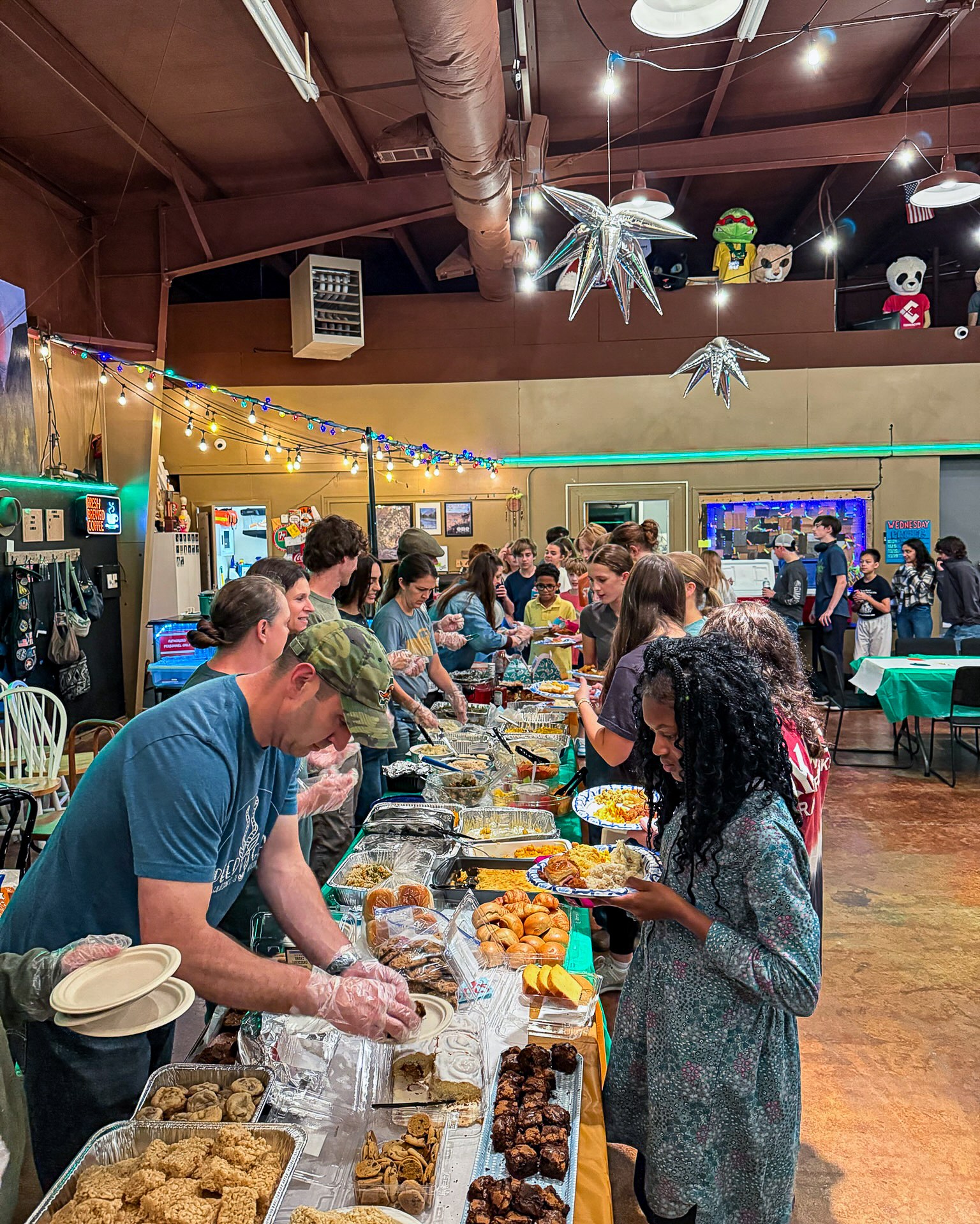 Last night was an evening of Thanksgiving at our Feast of Thanks filled with food, fellowship, and reflection!