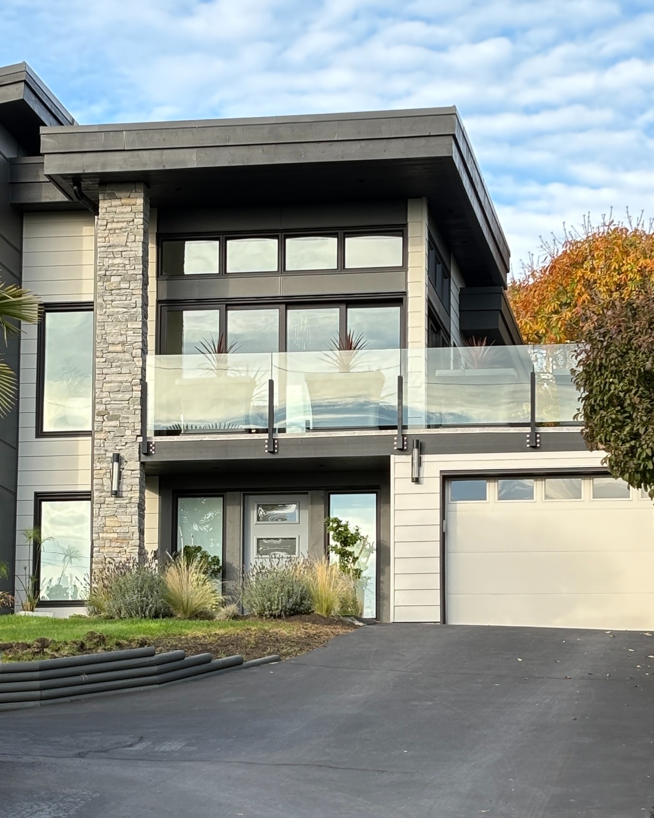 A fresh update for a Tsawwassen home.
For this renovation, we added natural stone to several areas around the property. We cased the front entrance post, wrapped the side post, updated both fireplaces, and refaced the chimney. Everything was finished in Pangea Natural Ledgestone Veneer, which adds texture and helps tie the interior and exterior together with a clean West Coast look.
It’s always great seeing how much natural stone can change the feel of a home inside and out.
#BlackDiamondMasonry #PangeaLedgestone #NaturalStoneVeneer #Tsawwassen #StoneFireplace #ChimneyRefacing #ExteriorStonework #InteriorStonework #BCConstruction