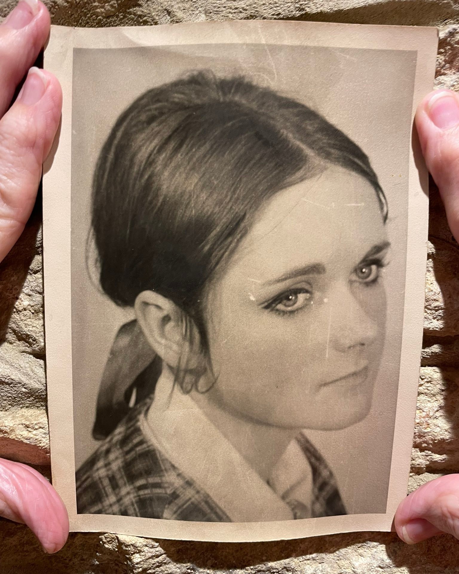 I’ve said this many times before, but I really am so lucky to meet such lovely people through my work. Many start as customers and end up becoming lifelong friends. ❤️
This week I finished restyling a beautiful Edwardian bureau that originally belonged to my customer’s grandfather. Her dad remembers it being in the family home as far back as 1914.
While taking the compartments out to paint them properly, I discovered a photo and an old insurance document tucked down the back. My client is now 70 — still an incredibly attractive lady — and the photo was of her at just 14! She was absolutely thrilled to see it again. She told me she was often called “Twiggy” when she was younger, and you can definitely see why. She’s truly stunning.
The bureau now sits proudly in her spare bedroom and will be filled with pampering treats for her future guests, who can use it as both a writing desk and a dressing table. ✨
She was a delight to work with and so appreciative of the care that went into the piece. Yes, the work can be hard at times (especially in this freezing weather!), but moments like this make it all completely worth it. 🥰
#FurnitureRestyling #UpcycledFurniture #EdwardianFurniture #FurnitureWithHistory #BeforeAndAfter #BureauMakeover #RestyledWithLove #SentimentalPieces #InteriorInspiration #HomeDecor #FurnitureTransformation #HeirloomRestoration