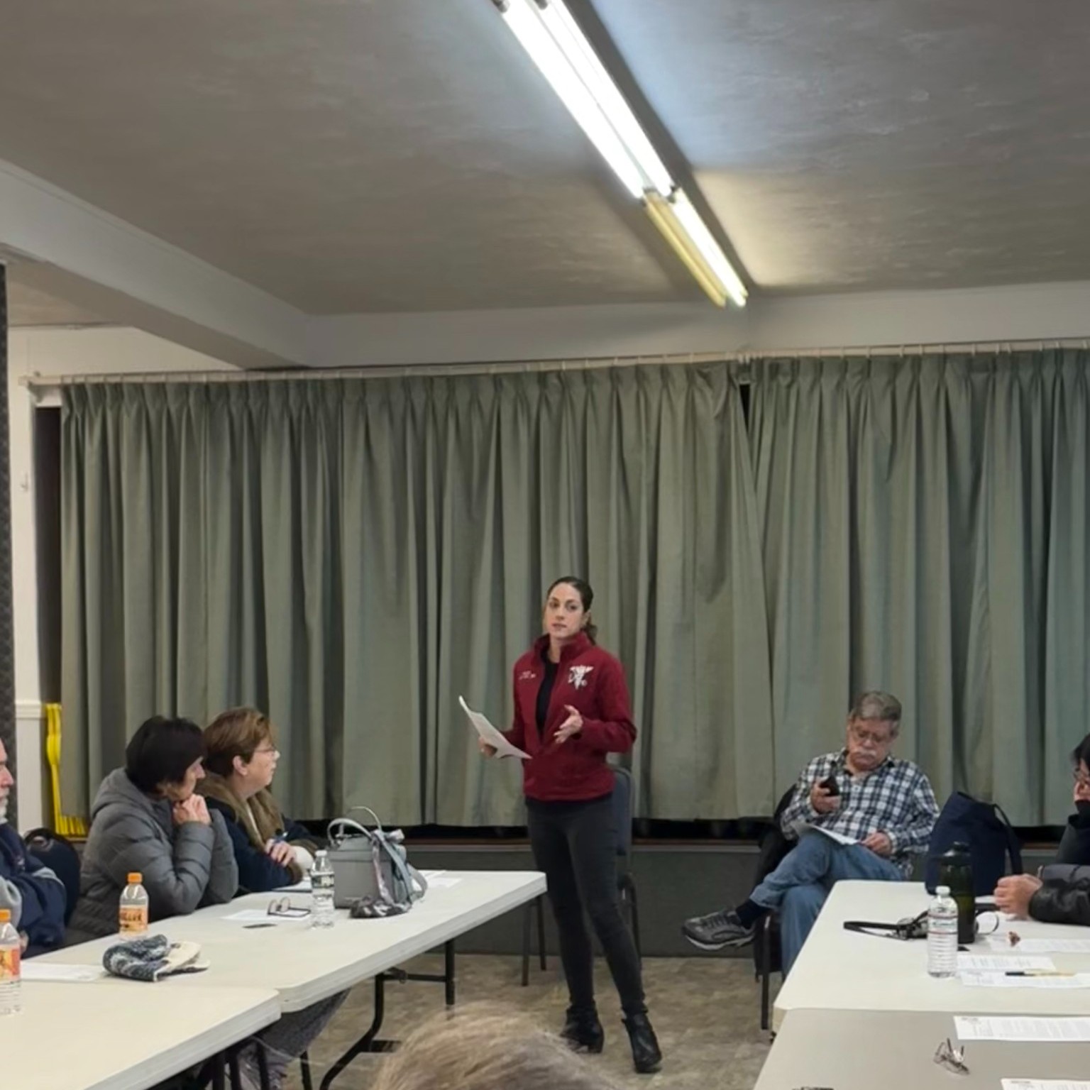 What a pleasure it was to speak again for Leah Halloran and Tim MacMillan's Parkinson's Support Group. Returning as a second time speaker felt truly heartwarming. I loved seeing familiar faces and was so happy to meet many new ones as the group continues to grow. Everyone was incredibly kind, engaged and grateful for the information shared. It is such an honor to be part of this supportive and uplifting community.
If you or someone you love is navigating Parkinson's, Leah offers a wonderful free support group in Auburn.
Support Group
Free and open to anyone with Parkinson's and caregivers
Third Tuesday of every month
First Congregational Church
128 Central Street Auburn Ma 01501
To stay updated on dates and topics or to bring a support person, email Leah to join the list.
Email leahhalloran@leahhalloranfitness.com
Facebook @leahhalloranfitness
Leah Halloran Fitness LLC specializes in Parkinsons focused exercise classes that blend boxing, strength work, cardio, balance training and chair yoga. These classes are a beautiful way to stay active and connect with others who understand the journey. Leah is an Exercise Physiologist through the American College of Sports Medicine and has five years of experience working with individuals with Parkinson's.
In person classes
Shooting Stars Dance Studio
512 Main Street
Mondays and Fridays at 10am
Virtual classes via Zoom
Mondays and Fridays at 12:15pm for boxing and exercises
Wednesdays at 11am for chair yoga
For more information
Email leahhalloran@leahhalloranfitness.com
Facebook @leahhalloranfitness
#ABetterPathToWellness #Nurse #HolisticWellness #Holisticnutritionist #Parkinsonsdisease #HealingTogether #Community #Speaker #Event #Free #SupportGroup #LeahHalloranFitness
#ABetterPathToWellness #Nurse #HolisticWellness #Holisticnutritionist #Parkinsonsdisease #HealingTogether #Community #Speaker #Event #Free #SupportGroup #LeahHalloranFitness