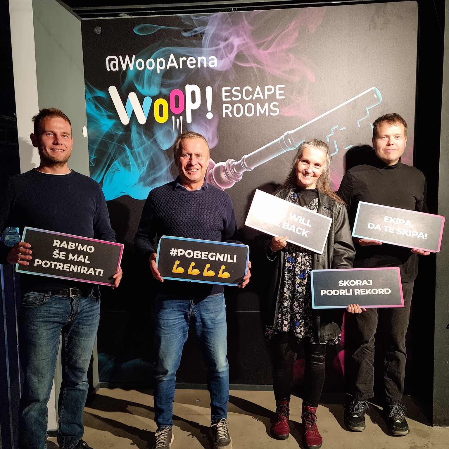 🔙✨ Throwback na naš tradicionalni Escape Room izziv!
Pred dvema tednoma smo se člani našega Toastmasters kluba spet zaprli v sobo polno ugank, ključavnic in skrivnosti – in (na srečo 😅) tudi tokrat uspeli pobegniti!
To je bila že peta tradicionalna “Escape Room” dogodivščina, tokrat pa smo bili res hitri! 💪
Ekipa izkušenih članov + en pogumni novinec = popolna kombinacija za uspeh 🔐🧩
Kaj ima to opraviti s Toastmasters?
Več, kot bi si mislili! 💬
V sobi, kjer šteje vsaka minuta, se naučiš jasno komunicirati, zaupati ekipi in ostati miren, tudi ko se zdi, da izhoda ni. (Kar prav pride tudi na odru, kajne? 😄)
Hvala vsem, ki ste sodelovali – komaj čakamo naslednji izziv!
#Toastmasters #TeamBuilding #EscapeRoom #Throwback #PublicSpeaking #FunWithFriends