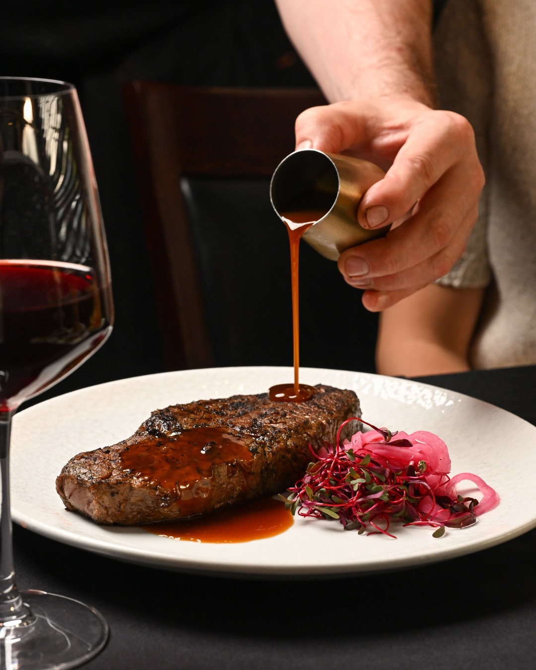 These photos from our shoot with The Chatham Cut have us drooling! We had a great time working with this Cape Cod steakhouse to capture new items and some classics from their menu.
Photoshoot for #BlueSevenClient | The Chatham Cut