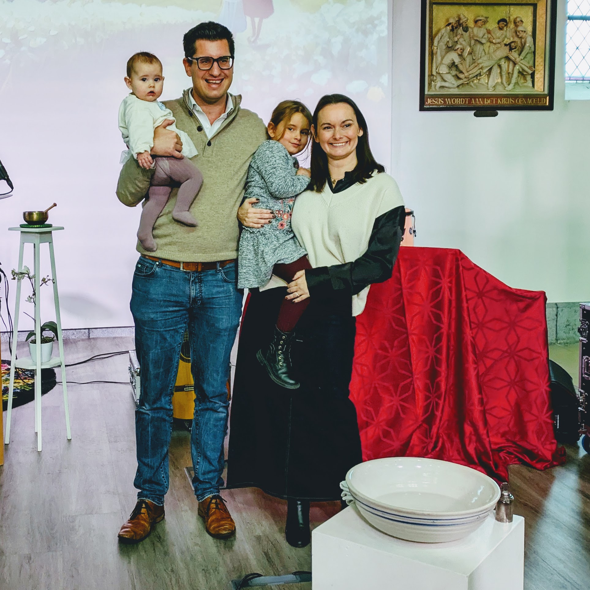 Proficiat, Jonathan en Larissa met het doopsel van Esther! ☀