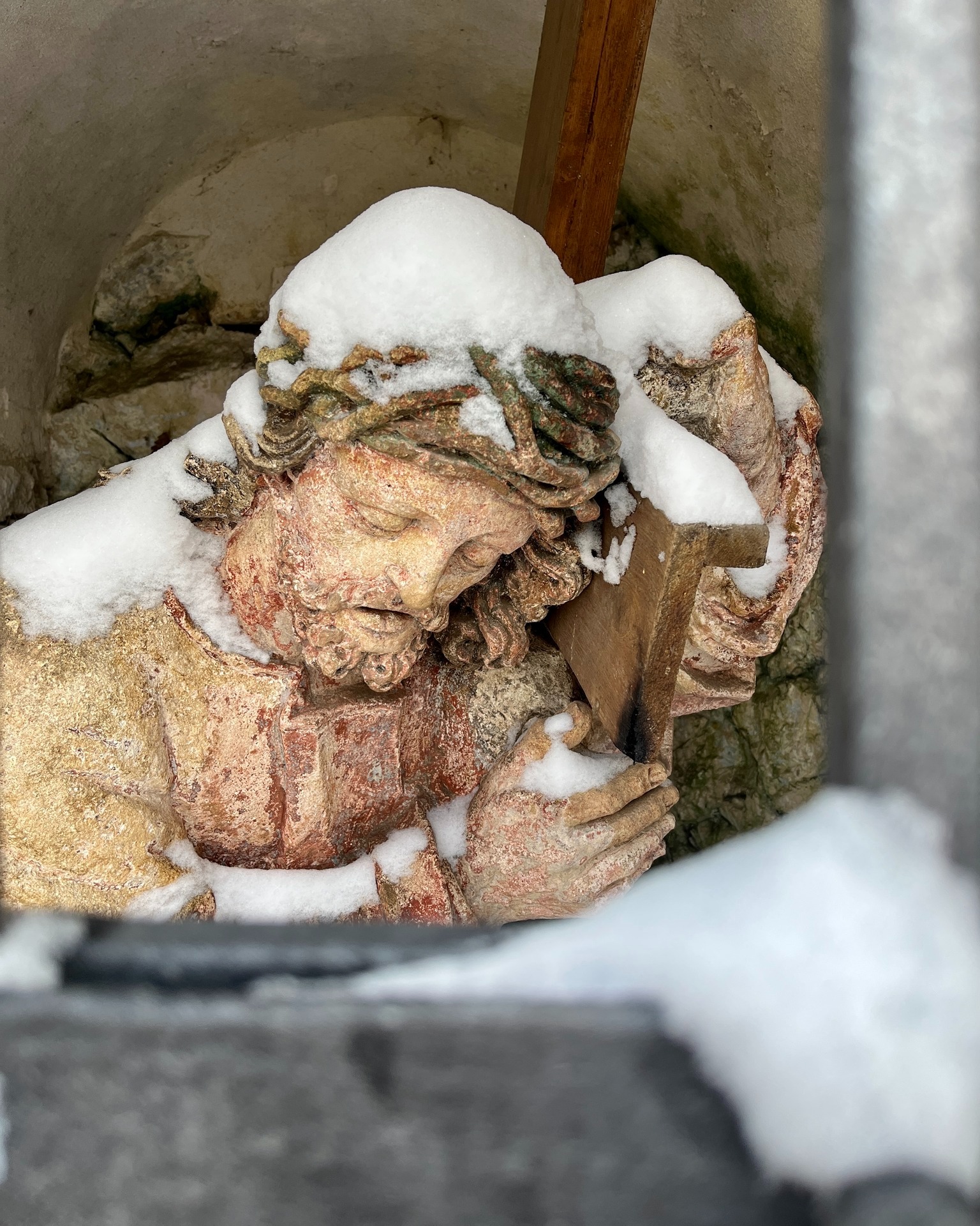 Křížová cesta / Kreuzweg – (c) Václav Kříž
.
#sebastianus #svatykopecek #svatykopecekmikulov #mikulov #nikolsburg #dietrichstein #vondietrichstein #morava #jiznimorava #südmähren #mähren #moravia #southmoravia #snih #schnee #snow #snowing #winter #zima #krizovacesta #kreuzweg #jesus #jesuschrist #manierismus #mannerism