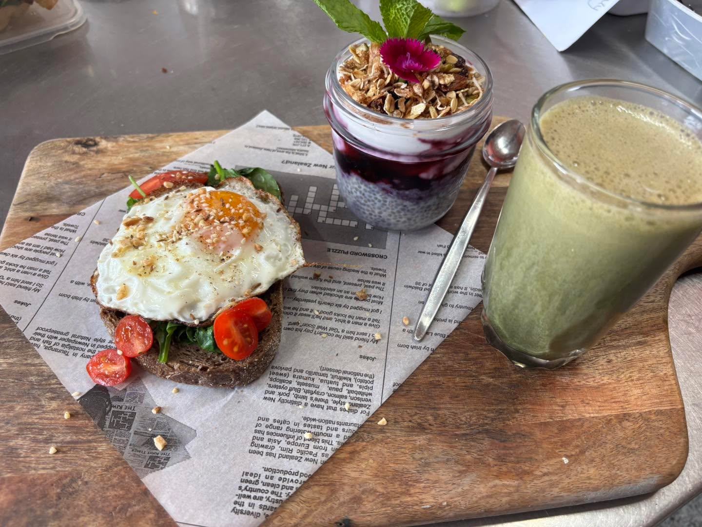 Can’t decide between sweet or savoury for breakfast?
Our stunning breakfast boards are the way to go!
The classic old eggs on toast but with a delicious twist of flavours, housemade chia pot topped with granola, coconut yogurt and berries. And to wash it down, our popular fresh energiser green juice.
#cafe #local #yum #healthyfreshfood #cafeambience #cafe #coffee