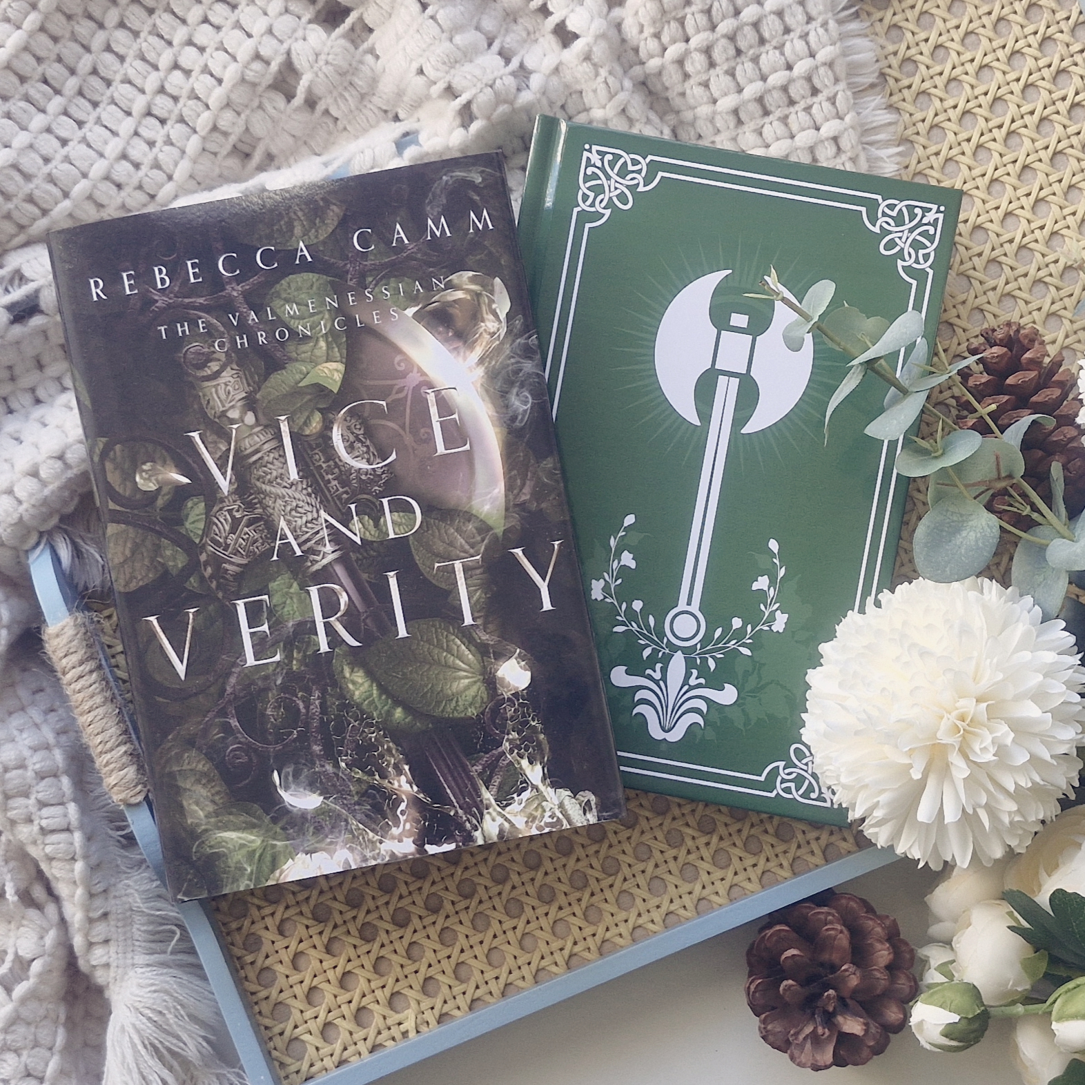 💚 Vice and Verity - Book Three of The Valmenessian Chronicles 💚
In the epic conclusion of The Valmenessian Chronicles, a deadly curse ravages the magical population whilst the king's army marches to crush all resistance to his rule.
Nora embarks on a journey to confront the tyrannical ruler, discovering secrets and coming face to face with her past.
In Sorby, Evelyn navigates a labyrinth of lies to uncover her lost memories, unravelling truths that will change everything she thought she knew about Valmenessia.
Meanwhile, August joins the Northern Alliance's rebellion against the king, forming new bonds and aiding in the search for a cure.
As ties are tested and sacrifices made, Nora, Evelyn and August must confront their true selves and the changing world they thought they knew. With Valmenessia's fate hanging in the balance, they must fight to save their land from destruction and forge a new future.
Vice and Verity is part of a completed series! 🥳
All three books and two novellas are available for you to binge read. Jump into the world of Valmenessia today!
💚 Signed books at rebeccacamm.com
💚 Hardbacks, Paperbacks and Ebooks available at all good bookstores 😊
#booksofinstagram #bookstagram #Instabook #liarsandlight #thevalmenessianchronicles #riseandreverence #booksbooksbooks #fantasyread #fantasybooks #indiebook #indiefantasy #indieauthor #reader #readersofinstagram #bookdragon #beautifulbooks