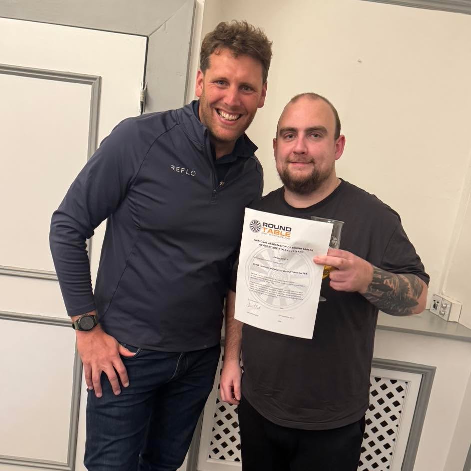 Thanks to the The Saracens Head Hotel for hosting one of our quarterly meetings tonight, great food and banter as always ๐คฃ
Stand in chairman Dan ran through the agenda in record pace, with upcoming events and socials ๐๐ผ
Our very own Jordan from accounts delivered our budget from recent fundraising with us giving away an AMAZING ยฃ12k to local good causes โค๏ธ
We also welcomed our 4th new member of the year, James aka Handy Andy! Great to have you on board ๐๐ผ
Now we head into sleigh season so keep an eye out for us on the streets of Dunmow ๐
Fancy getting involved? Weโre always looking for new members, drop us a line or tag someone below ๐๐ผ