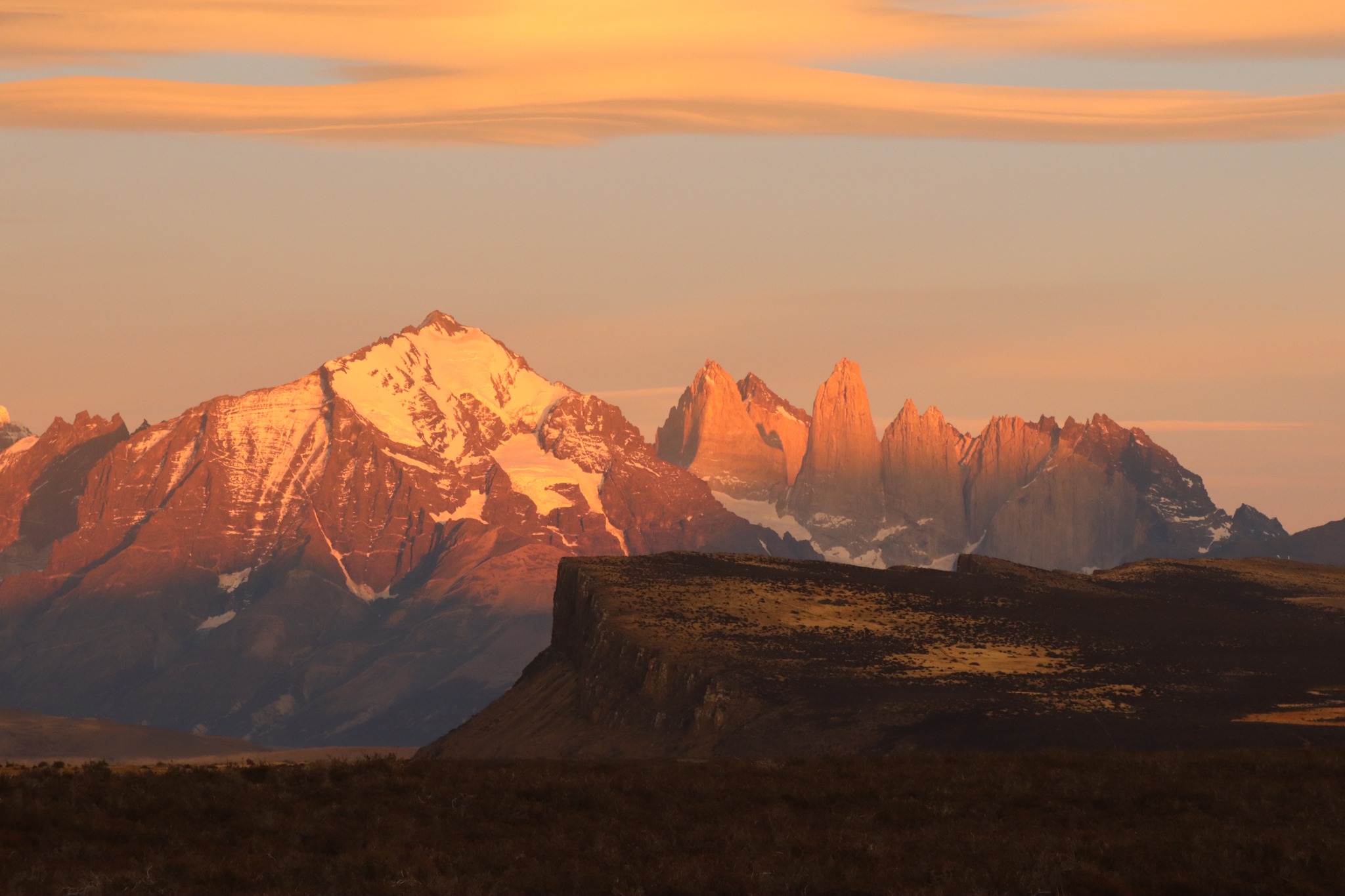 Historia y Misión 🌄
Desde nuestros inicios hasta hoy, en Fundación Cerro Guido trabajamos para proteger la Patagonia, sus especies y sus comunidades.
Cada proyecto, cada investigación y cada acción busca mantener el equilibrio entre la ganadería y la fauna silvestre. Gracias por acompañarnos en este camino. 💚
-
History and Mission 🌄
From our beginnings until today, at Fundación Cerro Guido we work to protect Patagonia, its species, and its communities.
Each project, research, and action seeks to maintain the balance between livestock and wildlife. Thank you for joining us on this journey.💚
Fotos: Diego Cornejo
📍: @estancia.cerroguido
#HistoriaCerroGuido #FundaciónCerroGuido #ConservaciónPatagonia