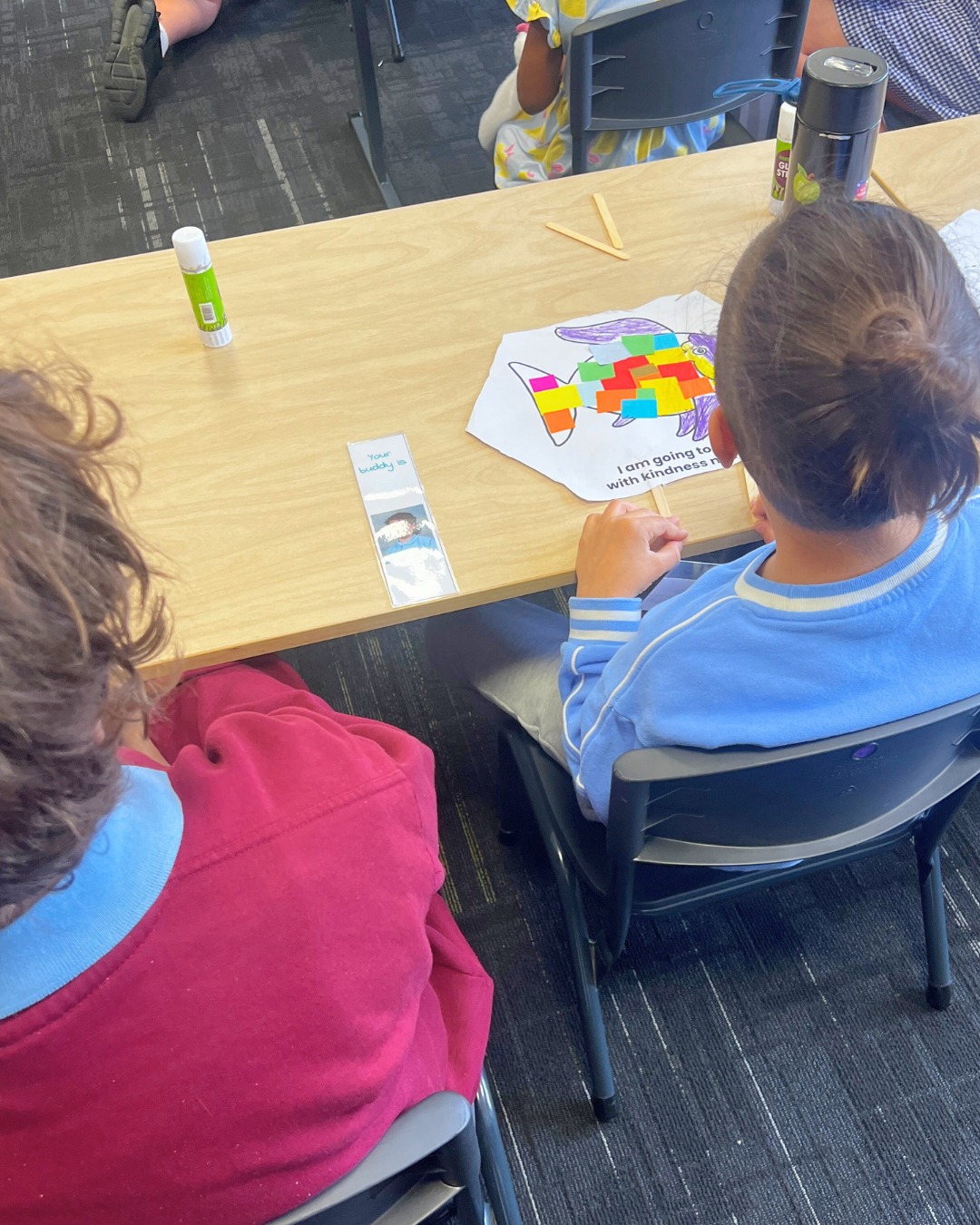 Our 2026 Preps had the most exciting moment the other week when they met their 2026 Year 6 buddies for the very first time! It was wonderful to see new friendships beginning to form as they chatted and started getting to know one another.
We can’t wait to watch these connections grow throughout next year! 🌟
#SJB2025 #stjohnthebaptistprimaryferntreegully #melbournecatholicschools #HopeFilledCommunity #enrichedcommunities #lightingtheirpath #catholiceducation