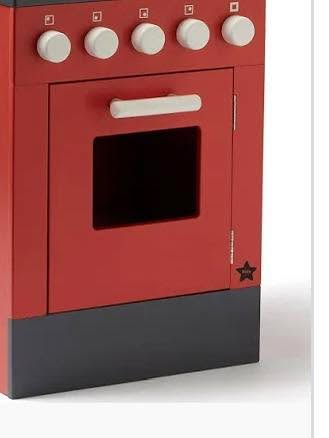 Någon i Sandviken med omnejd som har en leksaksspis till salu?