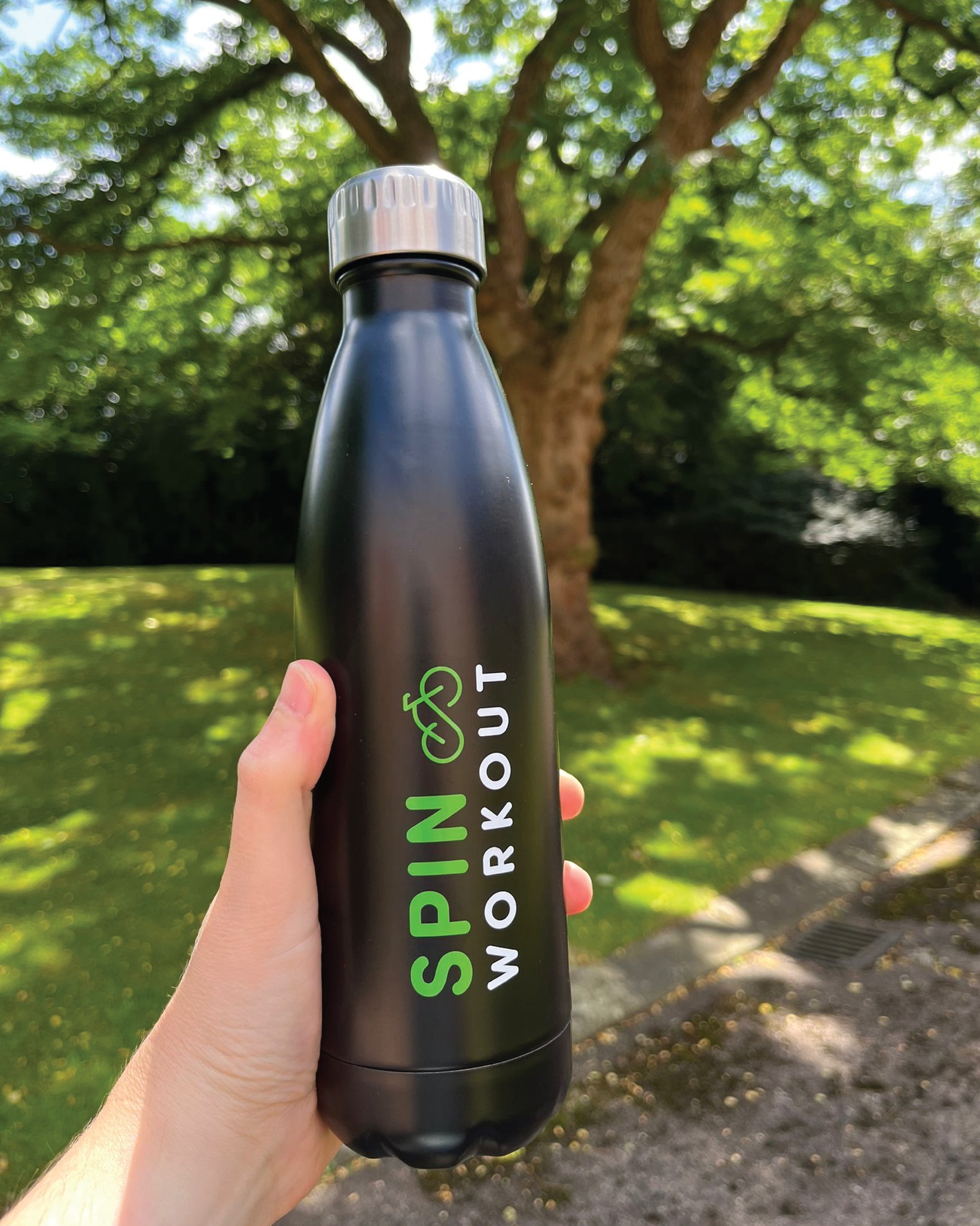 💧 Water Bottle 💧
Have you got your Spin And Workout Water Bottle yet?
Stylish, durable, and perfect for your on-the-go lifestyle. Whether you're crushing spin class or heading out for a walk, this bottle keeps your drink just right.
✔️ 500ml
✔️ Double-walled vacuum insulation
✔️ Secure no-spill lid
✔️ BPA-free & dishwasher safe
✔️ High-quality stainless steel
✔️ Reusable & eco-friendly
🎁 Only £15… the perfect last-minute Christmas gift!
Stay hydrated. Stay active.
Water Bottles can be purchased at the studio, or if you're not sure when you'll next make it to a class get in touch via the website. Link in bio.
#SpinAndWorkout #WaterBottle #StayHydrated #LastMinuteGift