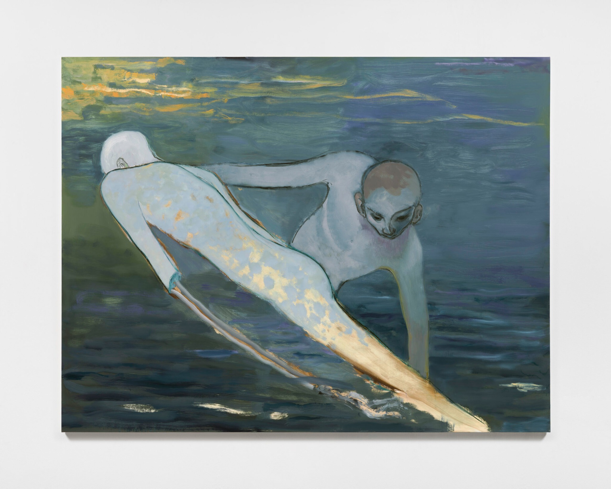 Sanya Kantarovsky is an American figurative painter of Russian origin, born in 1982. He lives and works in New York. He immigrated to the United States at the age of 10 following the fall of the USSR. Kantarovsky's pictorial universe is a synthesis of many influences: marked by surrealism and post-impressionism, he draws inspiration from the Soviet imagination of his childhood, but also from the world of illustration and literature (particularly Russian, the artist being an avid reader of great authors such as Tolstoy and Gogol).
His works are composed of sinuous characters entangled in archetypal relationships (parent-child, master-servant, etc.) and often sources of tension. The artist describes his paintings as “narrative fragments involving some kind of problem whose exact conditions are rarely accessible to the observer”, which makes his characters' often bemused facial expressions all the more absurd and comic. Sanya Kantarovsky is also inspired by cartoons and children's accounts: “I look to the language of cartoons because I love how many liberties you can take with a cartoon body. A cartoon body can really turn into more of an idea, and its correlation to the real world can become unstable and interesting, offering possibility”. Despite the wide variety of situations represented, black humor is the common thread running through all his work. The artist's backgrounds take a variety of forms, from evaporated puddles to thick impasto and chalky textures.
After studying art in New York and then at UCLA, his career took off in 2010, the year he inaugurated his first solo show in Los Angeles. When the artist exhibited for the first time at Casey Kaplan in 2014, there was a noticeable breaking point in his works: they became more colorful, with larger formats and more characters. The artist has since been represented by several prestigious galleries: Michael Werner, Modern Art, Taka Ishii and Capitain Petzel. The artist's recent major exhibitions include his critically acclaimed museum show at Kunsthalle Basel in 2018.
@skantily #sanyakantarovsky #contemporaryart #painting🎨 #art