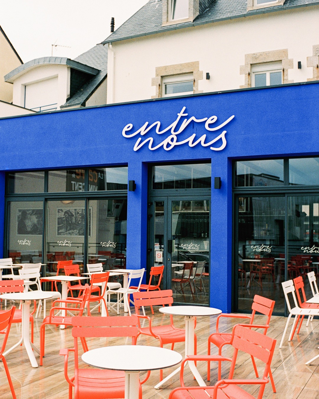 ✨ Dernière semaine avant le début des fêtes… et avant les vacances scolaires !
On sent déjà l’excitation monter 🎄
Prenez le temps de souffler, de vous réchauffer,
et de venir profiter d’un bon moment chez nous 💙
-
Entre Nous
35 rue de la marine
29730 Le Guilvinec
+33 (0)2 98 92 73 56
Ouvert du jeudi au lundi 🌈
#entrenous #guilvinec #entrenousguilvinec #restaurantguilvilnec #dejeuner #diner #goûter #boireunverre #paysbigoudensud #bigoudenjoy
Credit photo : @marineburucoa