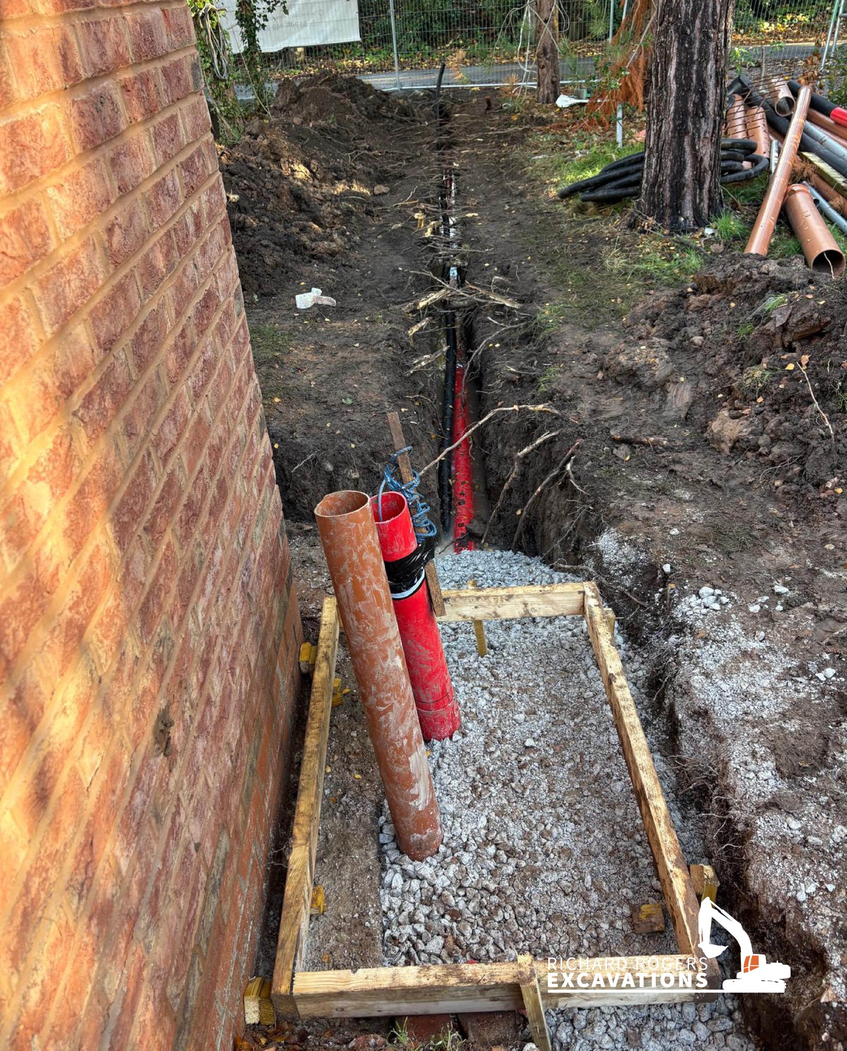 Keeping things powered up โก๏ธ๐ง
New power cable going in - safely installed & neatly trenched.
Another job done right from the ground up.
If you need excavation, trenching or utility groundwork, contact us!
๐ฒ 07813603789
#Groundworks #UtilityWork #Trenching #Excavation #DiggerHire #PowerCableInstall #RichardRogersExcavations