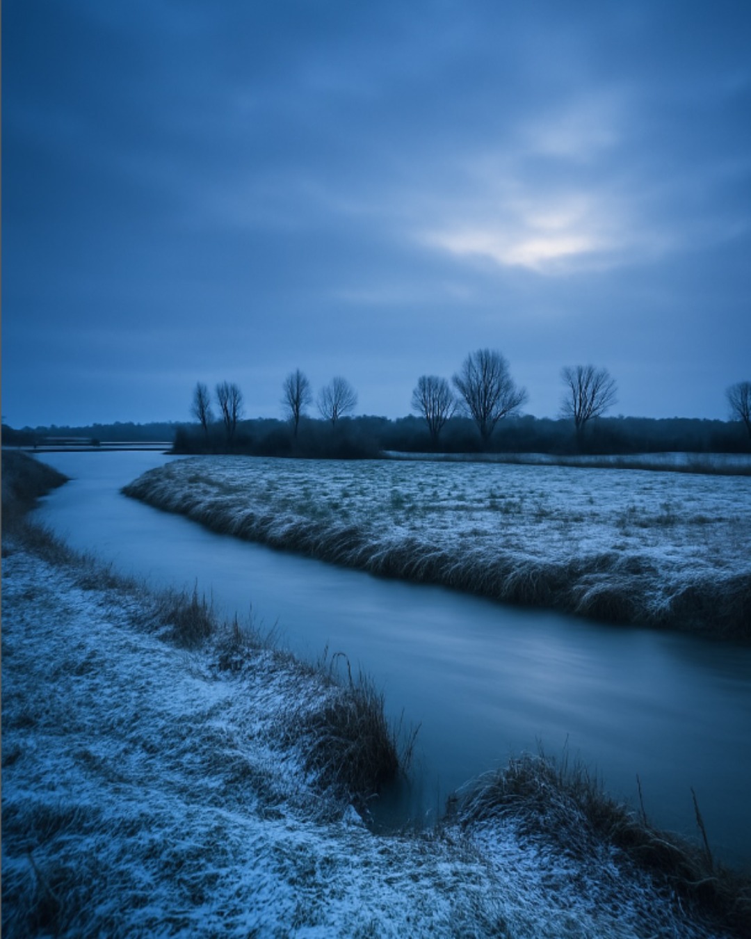 Photo dump du mois dernier !
1. une matin sur la Loire â
2. La porte du Croux Ă Nevers đ°
3. Le chĂąteau de Saint-Brisson sous la neige đ°
4. Le pont-canal de Briare đ
đ·@Lafilleduclocher / @dapiloux / @chateaudesaintbrisson / @ludovicdardonville
#Loireenvie #Hiver #photodump #loiret #nievre #briare #nevers