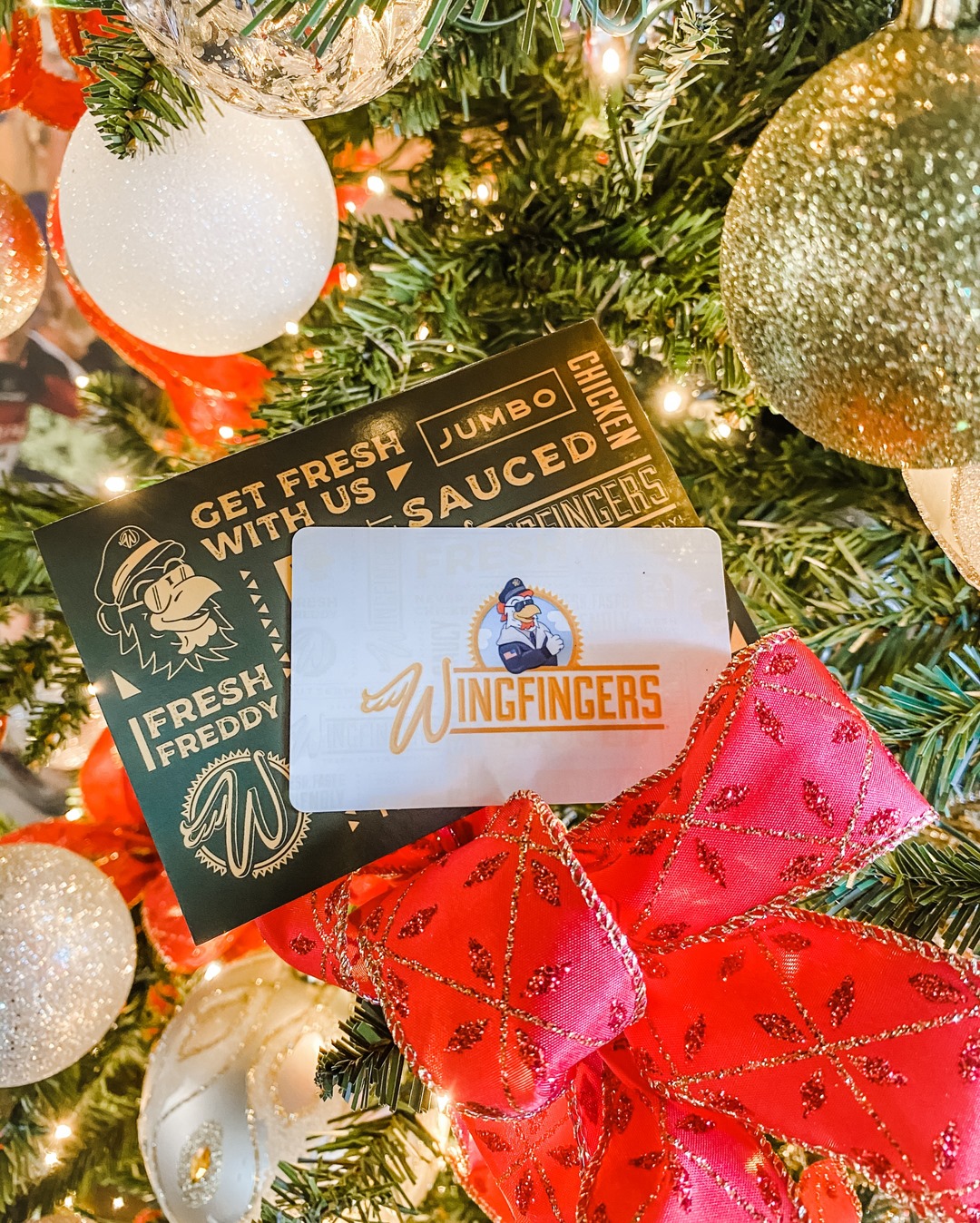 Black Friday made easy: shop, snack, and stuff those stockings! 🎁🍗
Grab Wingfingers gift cards in-store today!
