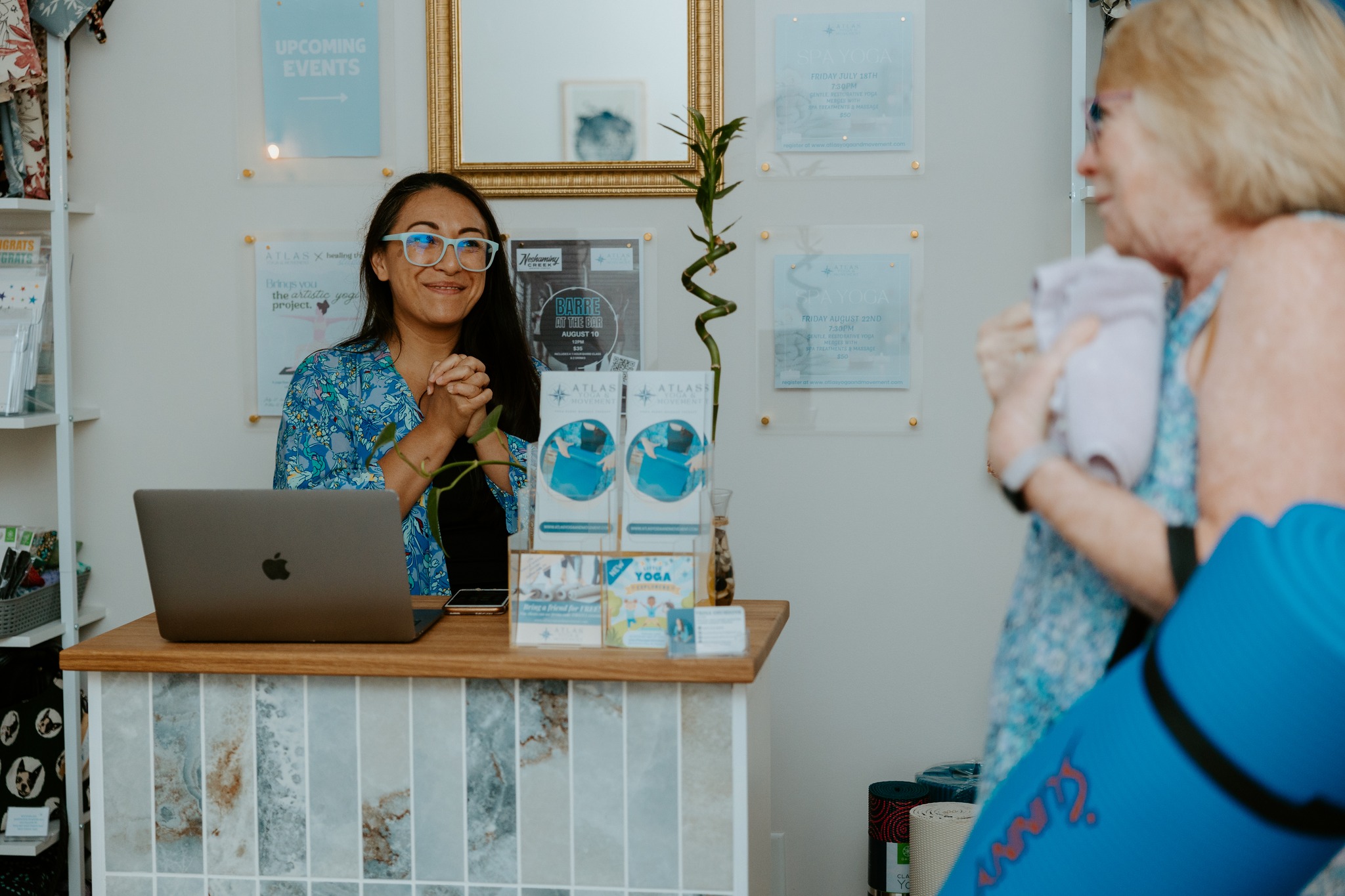 🍃 Ease Back In After Thanksgiving 🍃
This week is the perfect time to reconnect with your body, breathe deeply, and settle back into supportive movement.
Our weekly classes are here to bring you grounding, strength, and calm — at whatever pace you need.
Come flow, stretch, soften, or sweat it out… we’ll meet you exactly where you are. 💛
🗓 Weekly Schedule
🧘♀️ Yoga & Flow
💪 Barre
✨ Yin + Restorative offerings
(Register at www.atlasyogaandmovement.com)
And as you ease back into routine, don’t forget…
🎁 We’ve stocked the studio with thoughtful, heart-centered gifts.
🎁 Gift cards you can purchase + print online, or in studio
🎁 And Holiday Package Specials available through Dec 5th — perfect for gifting or treating yourself.
Move gently. Rest deeply. Take care of you.
We can’t wait to see you back on the mat. 🤍