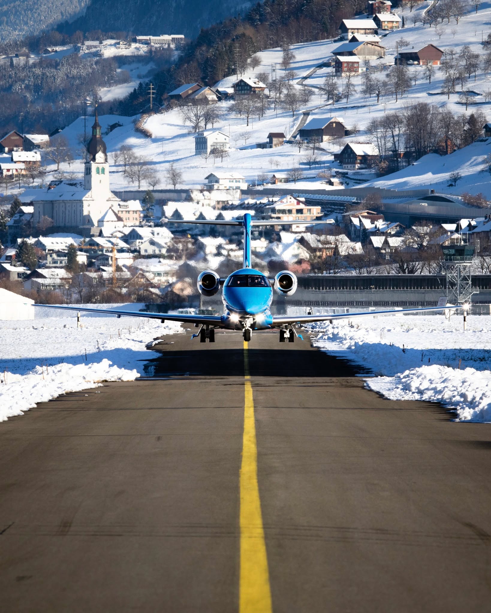 Not quite ready to settle into winter hibernation?
From cosy Alpine retreats to London glamour, these handpicked escapes promise a Christmas to remember.
š©ļø Click the link in bio to explore more.
Image courtesy of Pilatus
#365Aviation #PrivateJetCharter #FlyPrivate #Christmas #WheretoNext #ChristmasTravel #Travel #PrivateJetTravel #Travelinspiration #FestiveSeason #PrivateAviation #BizAv #BusinessAviation #Pilatus