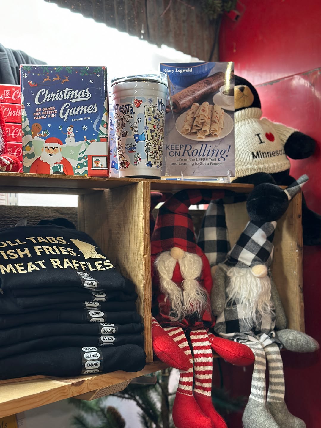 Holiday decor galore! 25% off!