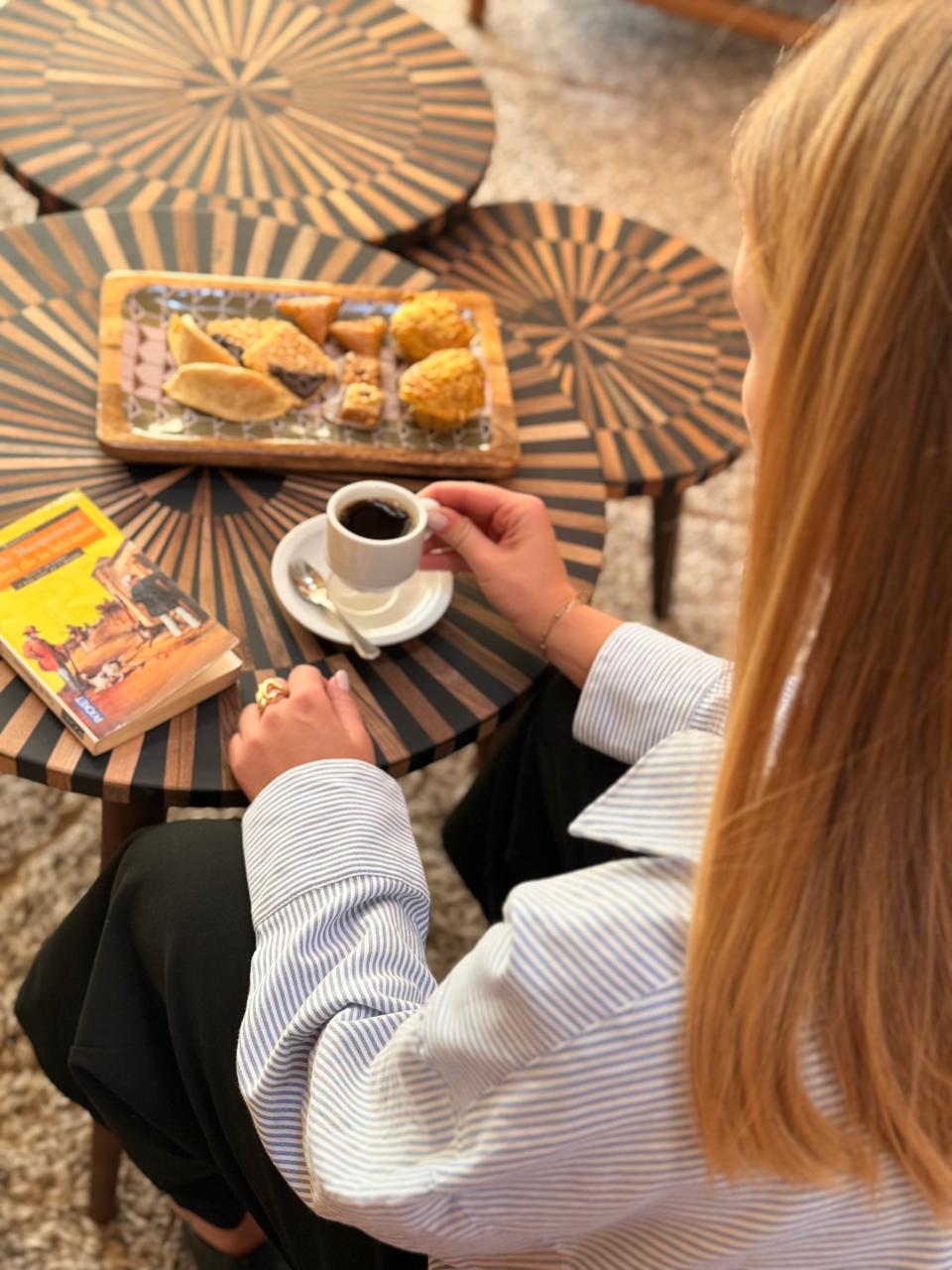 Good morning ☀️ Un café gourmand et un moment cosy au Domaine de Tam'
#pausegourmande #domainedetam #tameslohte #marrakech #morocco #hotelmarrakech #maisondhotes #holiday #lifestyle #relax