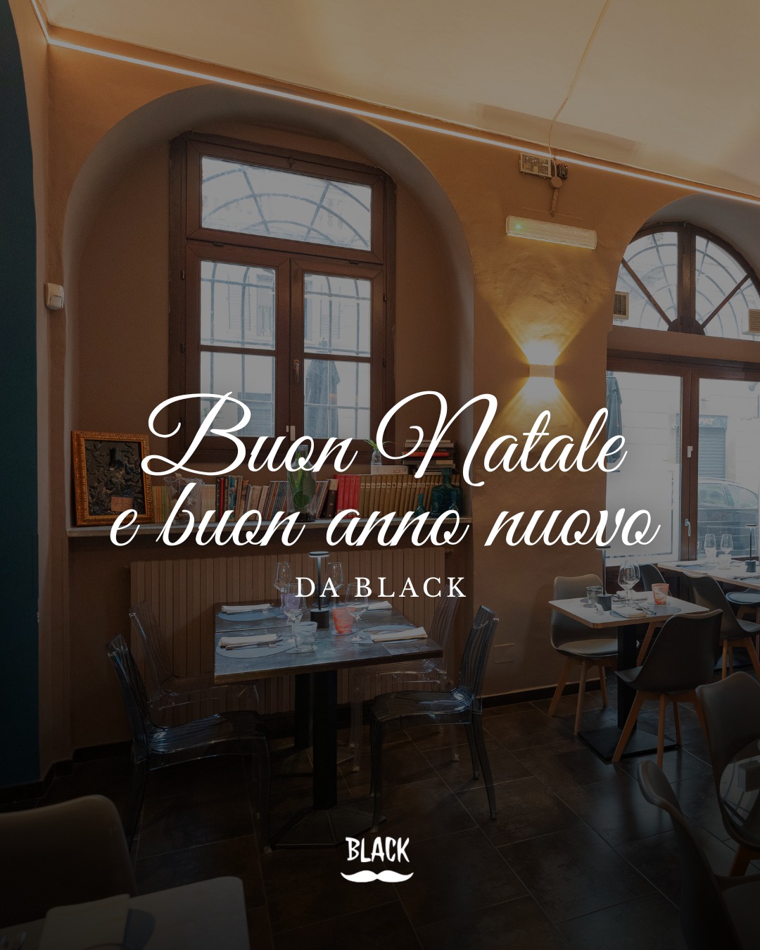 Un altro anno insieme, fatto di brindisi, piatti condivisi e belle serate.
Grazie a chi ci ha scelti, sostenuti e accompagnati giorno dopo giorno.
Da tutto il team Black, i nostri auguri più sinceri:
Buon Natale e buon anno nuovo.✨
📍Black Cocktail • Wine & Restaurant – Via Matteo Pescatore 10 c, Torino
#BlackTorino #BuoneFeste #Natale2024 #TorinoFood #BlackExperience