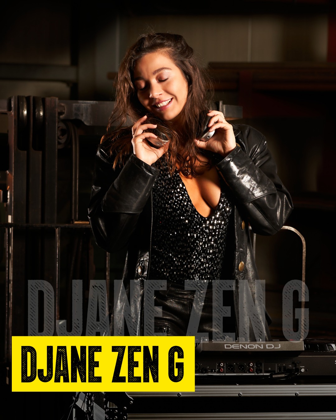 🎧 Djane Zen G legt auf!
Michelle Rauhe, besser bekannt als Djane Zen G, sorgt in Kassel für die richtigen Beats. Treibend, energiegeladen und genau auf die Show abgestimmt.
Ihre Sets holen das Beste aus jedem Moment raus. 🔥
Wir freuen uns auf dich! 🎶