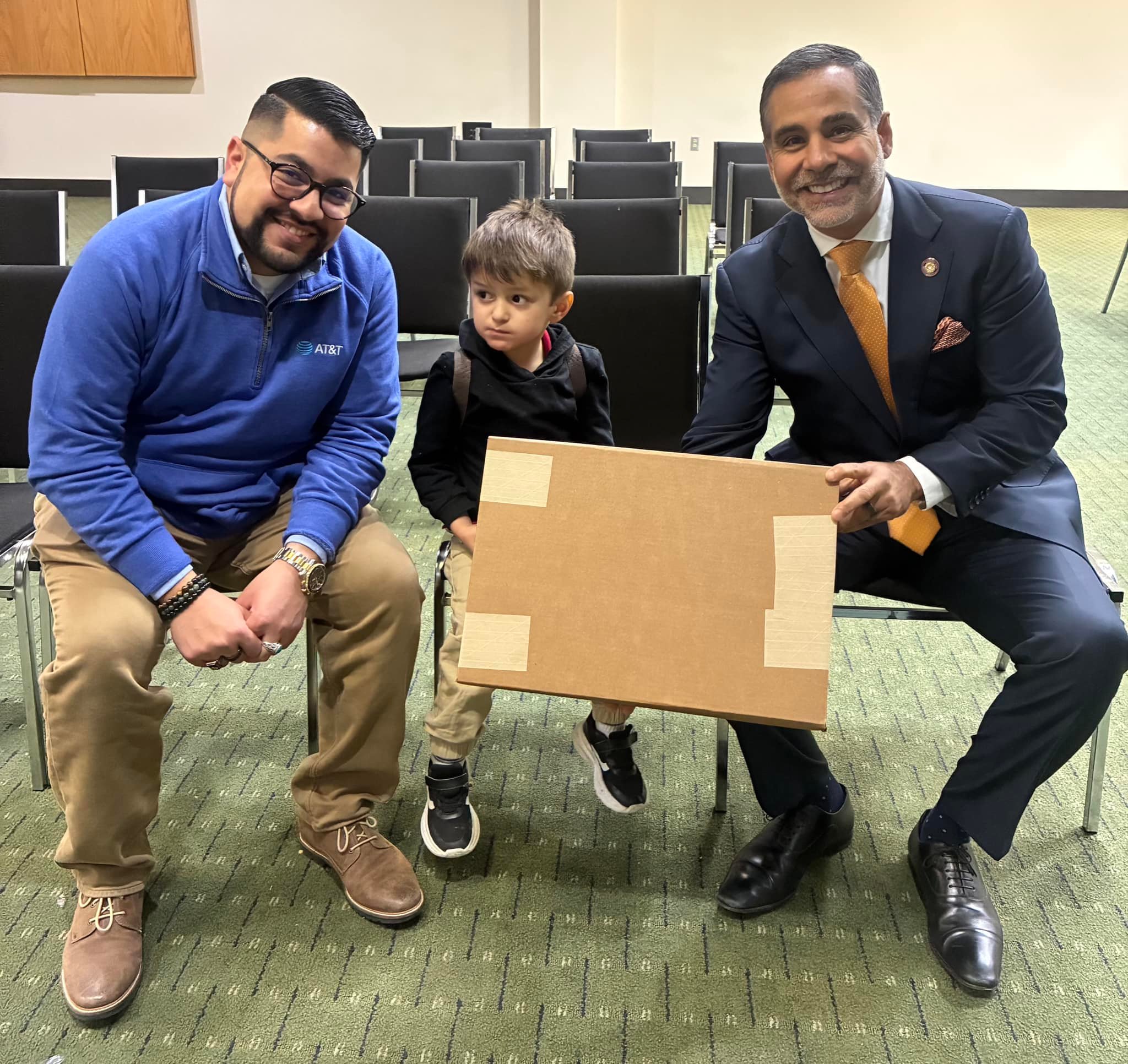 It was a privilege to partner with AT&T in Eagle Pass alongside Eagle Pass HEROES to distribute laptops to students. In the digital age, every student across HD74 and Texas deserves an equal opportunity to succeed in the classroom. I am grateful for AT&T’s generous contribution to our students and community.