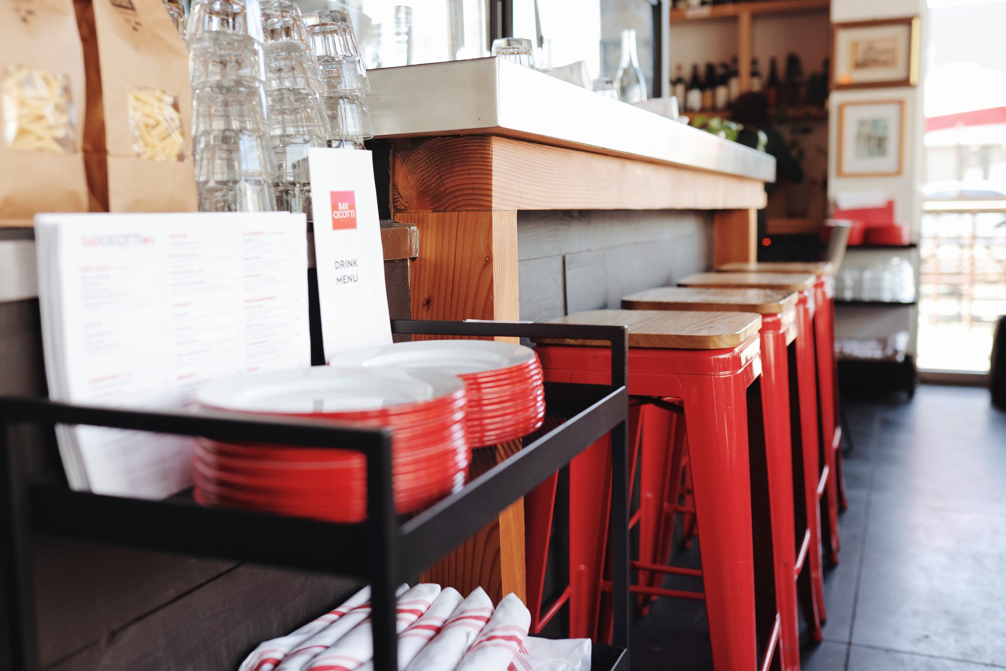 Saturday at Bar Cicotti 🇮🇹
We’re open 11:30am–10pm for lunch, aperitivo, happy hour, and dinner!
Mangiamo, Bellingham! 🍝🥂
#BarCicotti #BellinghamEats #ItalianAperitivo #WeekendVibes #CinCin #EatLocal #saturdaydining
📸 @kristinkins