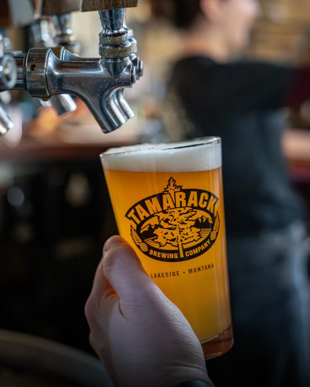 Join us in celebrating Thirsty Thursday! Enjoy our pizza and wings combo, along with $2 off pints and $1 off Tito’s drinks, available every week. Consider this your invitation 😏