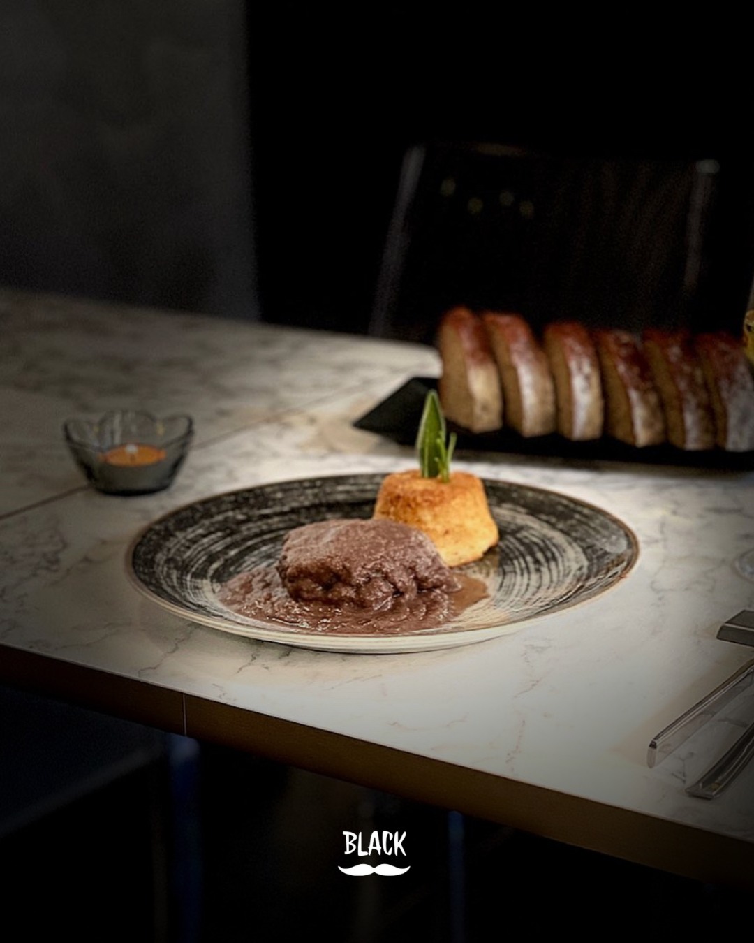 Piatti che profumano di comfort e tradizione.
Ricette semplici, curate con attenzione ogni giorno.
📍Black Cocktail • Wine & Restaurant – Via Matteo Pescatore 10 c, Torino
#BlackTorino #CucinaContemporanea #SaporiDiCasa #TorinoFood #EsperienzaDiGusto