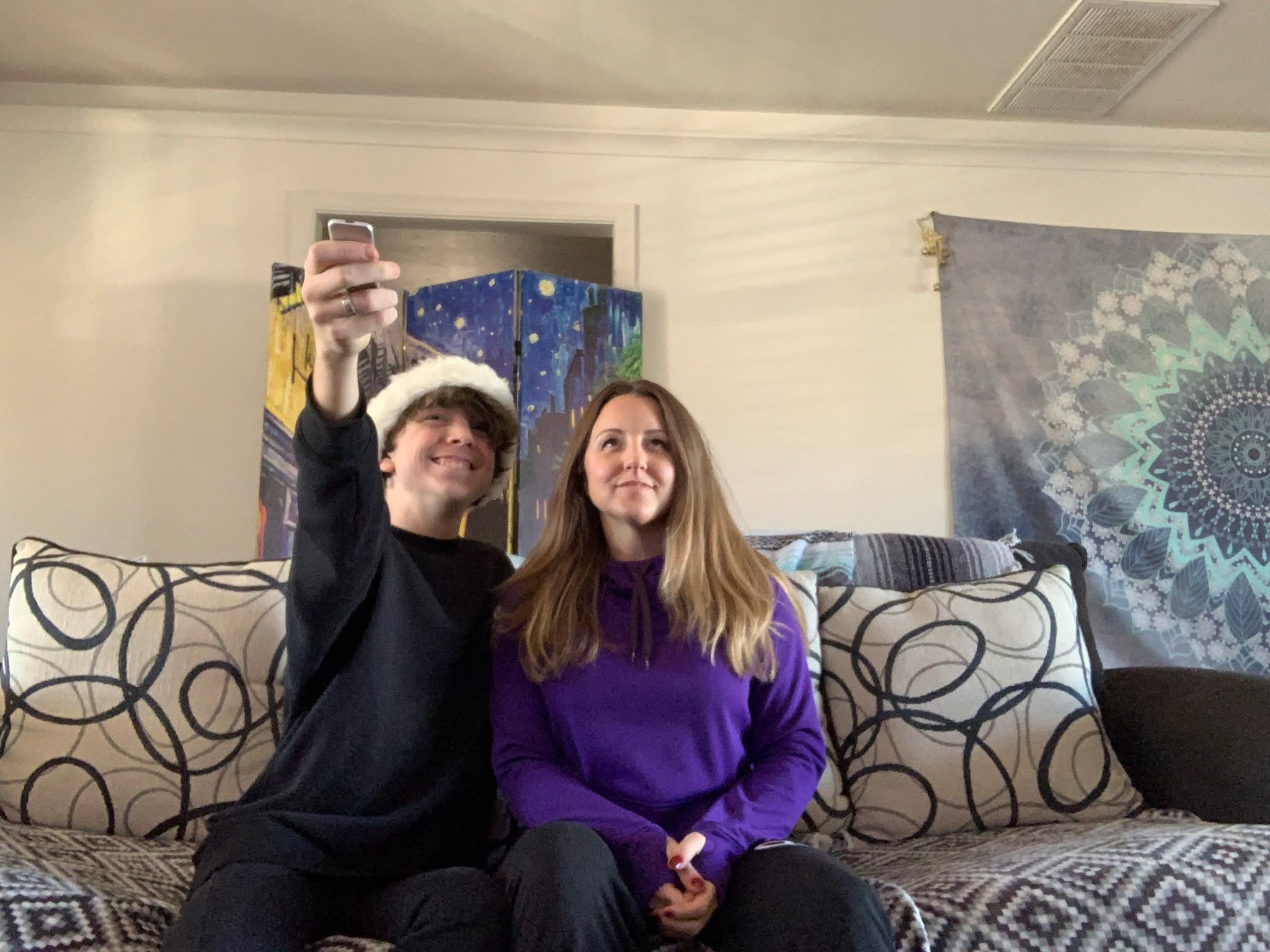 I love beginning class with stillness — a moment to shift from “doing” to “being.”
Not performance.
Not perfection.
Just a breath.
Just a body.
Just us arriving together in the room.
Happy Holidays from our family to our extended family!
#OKCYogaTeachers #tribe #connection #EmpoweredAndCalm #YogaWisdom #community #plazayogabodywork #YogaChangesYou #PlazaYogaCommunity #YogawithDani #SingleMomQuest #SingleMom #SingleWoman #demonslayer #PlazaYoga #christmasyoga #yogaiwthdani #bereal #beyou #beHERE #BE