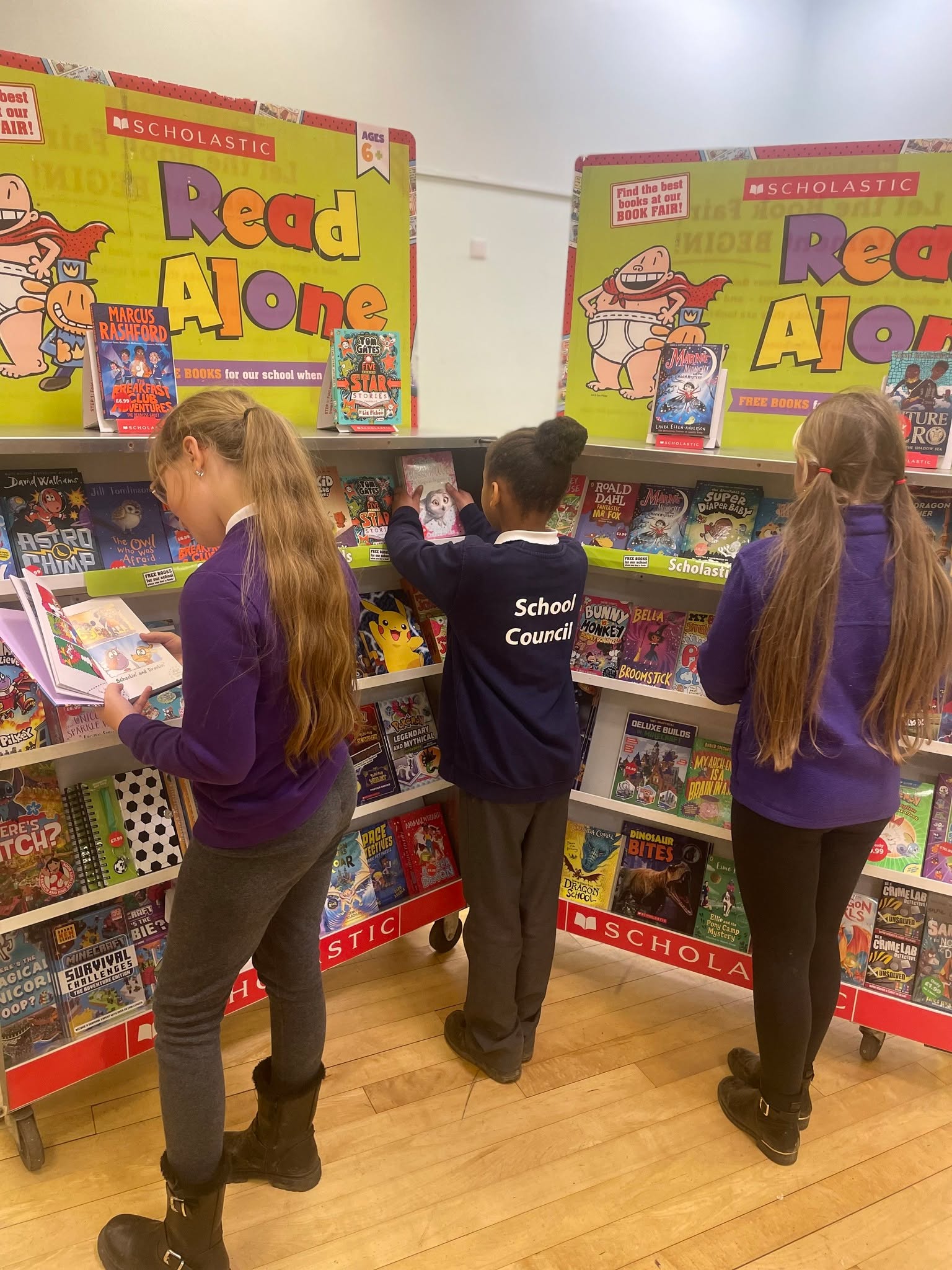 ⚠️ Don't Miss Out! The School Book Fair is Ending Soon!
A huge thank you to everyone who has visited our fantastic Book Fair so far! 🤩
📖 Remember, you have just TWO more days to visit - (2nd and 3rd December) and browse the wonderful selection of books!
Thank you for supporting a love of reading 📖✨
.
.
.
#bookfair2025 #loveofreading #winyates
