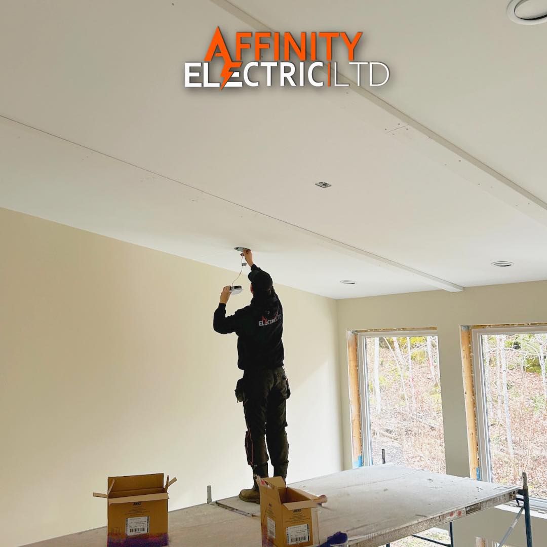 💡 Lighting Up the New Build
Our team is installing recessed lighting throughout this home to create a bright, modern finish. Clean lines, clean wiring and a clean final look.
✔️ Pot light installation
✔️ New build electrical
✔️ Safe and efficient lighting layouts
Building or renovating? Affinity Electric Ltd. has you covered from rough-in to final trim.
#PotLights #RecessedLighting #NewBuild #AffinityElectric #ElectricalContractor #BarrieElectrician #SimcoeCountyTrades #HomeRenovation #CleanInstall #LightingDesign