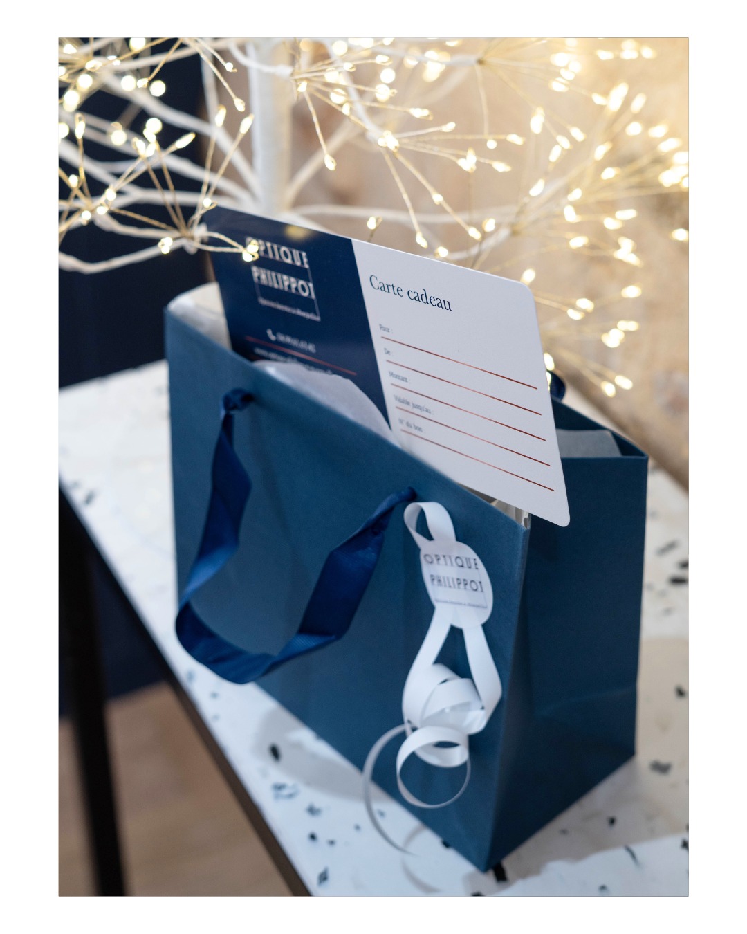 🎁 Envie d’un cadeau qui ne peut pas se tromper ?
Optez pour la carte cadeau Optique Philippot ! 💙
Monture solaire, optique, accessoire tendance ou simple coup de cœur…
Laissez vos proches choisir ce qui leur fera vraiment plaisir 🤩
✨ Disponible en boutique, prête à glisser sous le sapin 🎄
-
Idée cadeau l Noel 2025 l Opticien Montpellier l Cadeau Montpellier