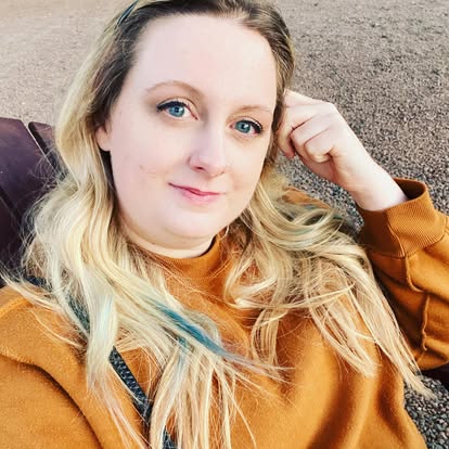 What Makes Her Classes Unique
Lindsay teaches a chill, conversational style of yoga that focuses on:
• functional movement
• nervous system-friendly pacing
• helping you feel better in your body
Her classes feel like taking a deep breath you didn’t know you needed.
Mondays @ 6pm & Sundays @ 11am
#recovery #comehometoyou #plazadistrictokc #plazadistrict #yogaokc #BalancedBody #NervousSystemHealth #plazayoga #YogaForHealing #YogaOnThePlaza #healyoursoul #yoga #YogaInspiration #YogaJourney #YogaEnergy #MovementIsMedicine #HealYourBody #plazayogabodywork #okcyoga #evolveinyoga #fourthwing #MVP