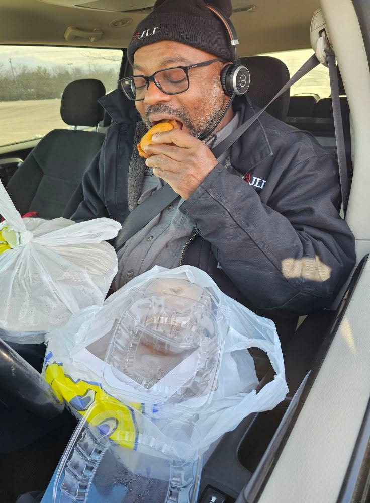 🗣🗣🗣🗣 Emeka, somebody tell me to tag you in this pic 🤷🏾♀️.
Don't worry sis, your turn coming just now.